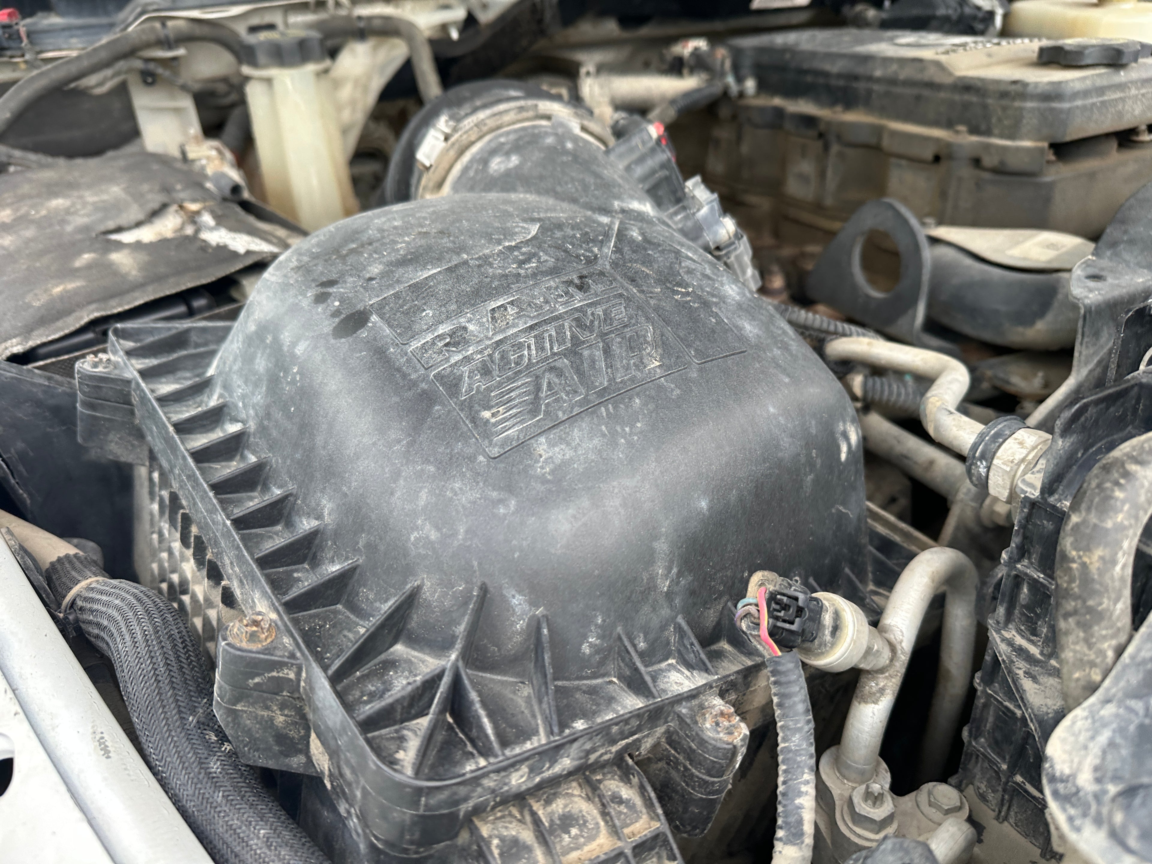 2014 Ram 3500 SLT 6.7 Cummins – D2505