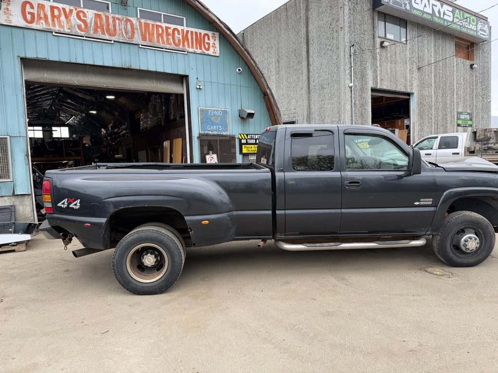 2003 Chevrolet Silverado K3500 6.6 LB7 Duramax – C2610