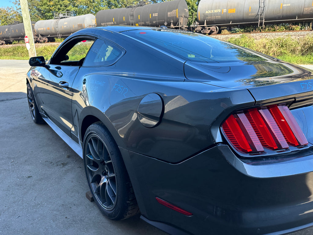 2016 Ford Mustang GT 5.0 – F2512