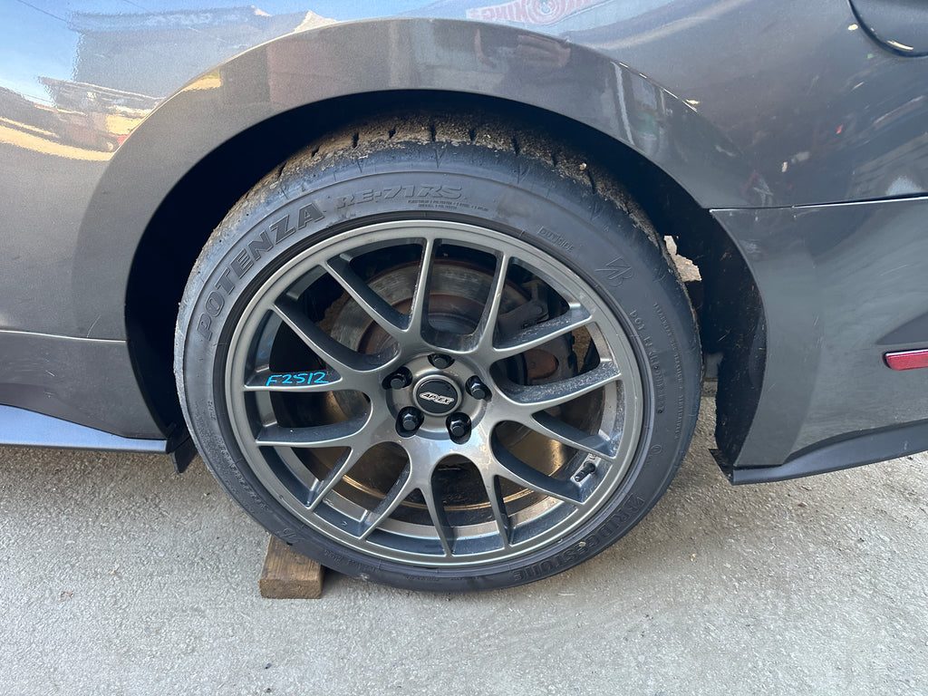 2016 Ford Mustang GT 5.0 – F2512