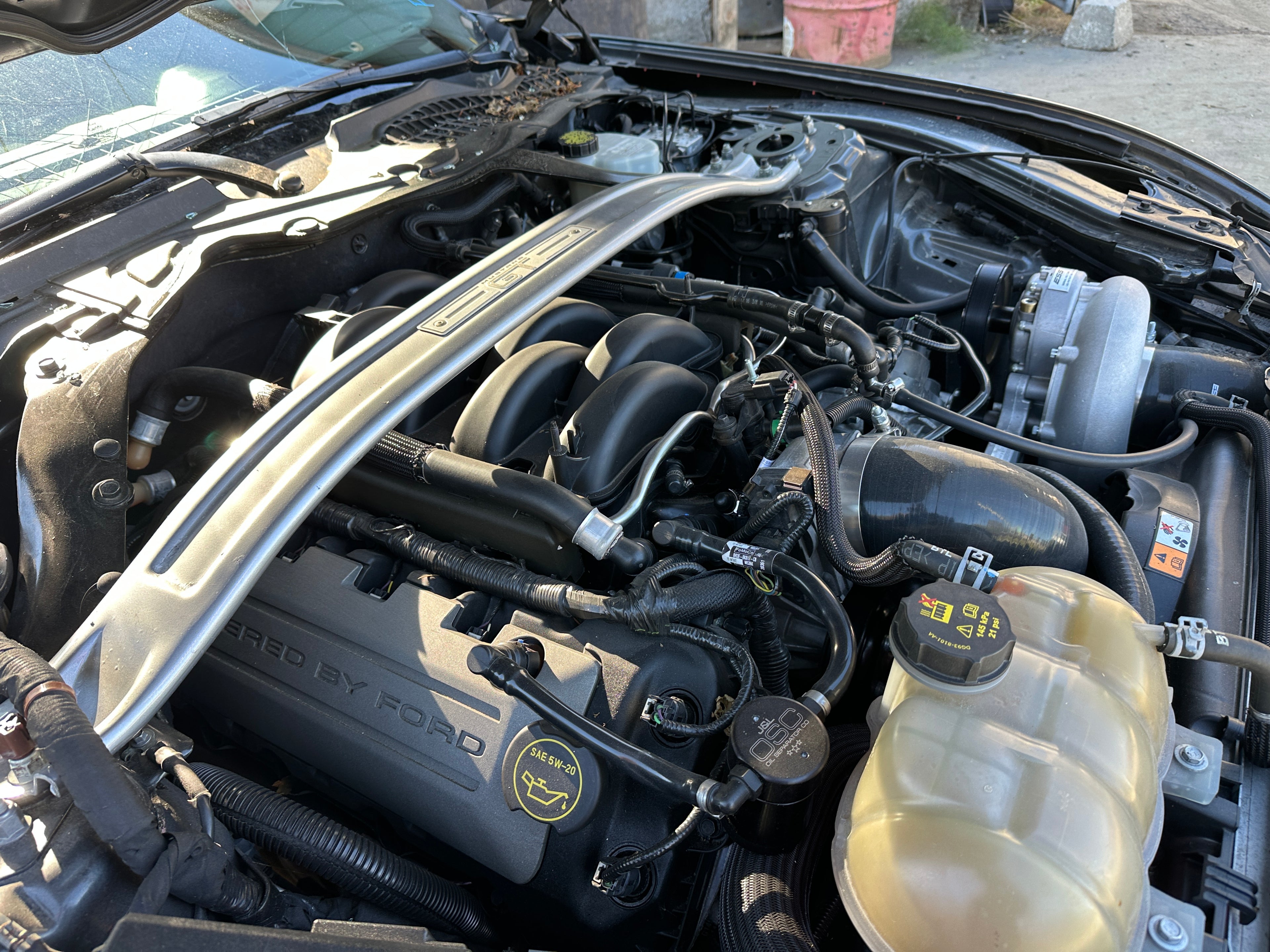 2016 Ford Mustang GT 5.0 – F2512