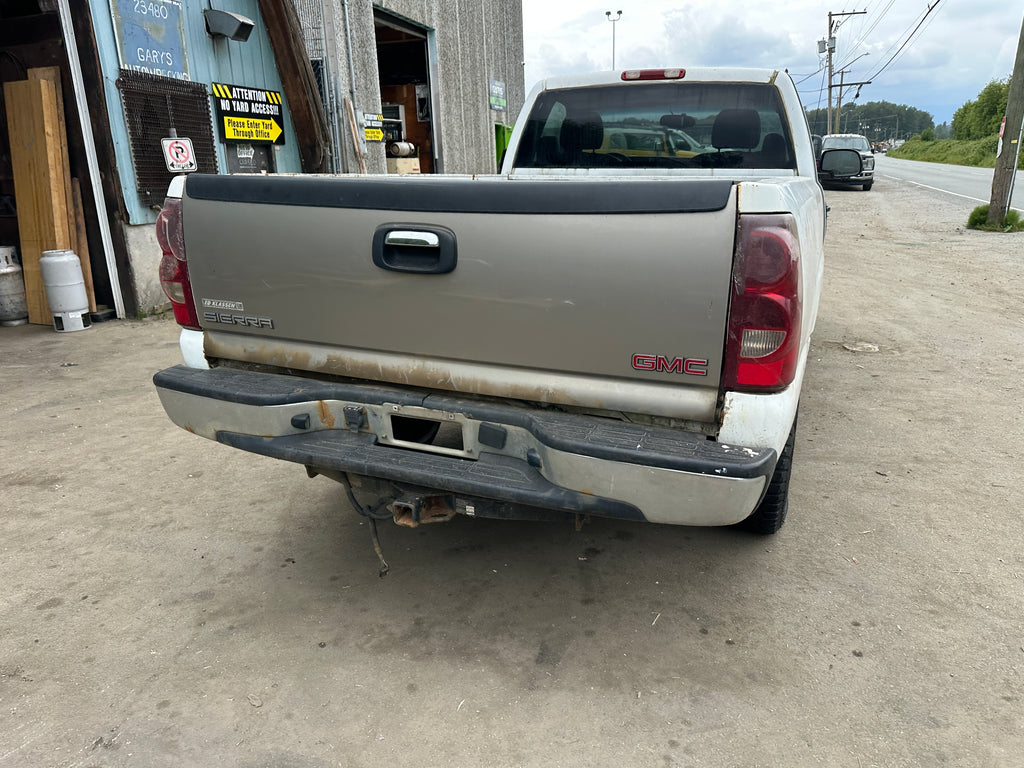 2003 Chevrolet Silverado 1500 6.0 2WD – C2522