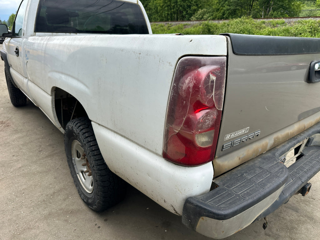2003 Chevrolet Silverado 1500 6.0 2WD – C2522