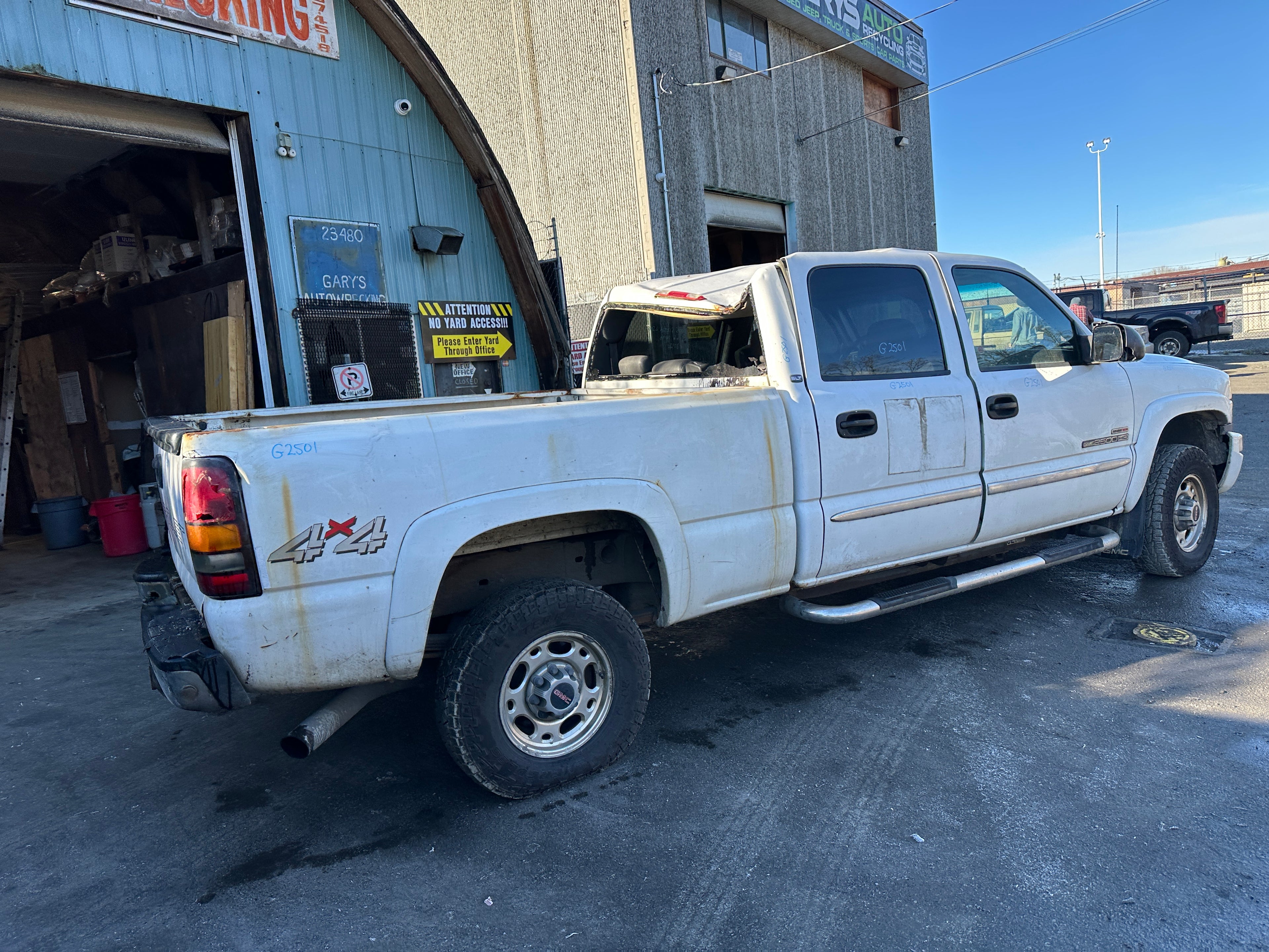 2005 GMC Sierra 2500HD 6.6L LLY Duramax – G2501