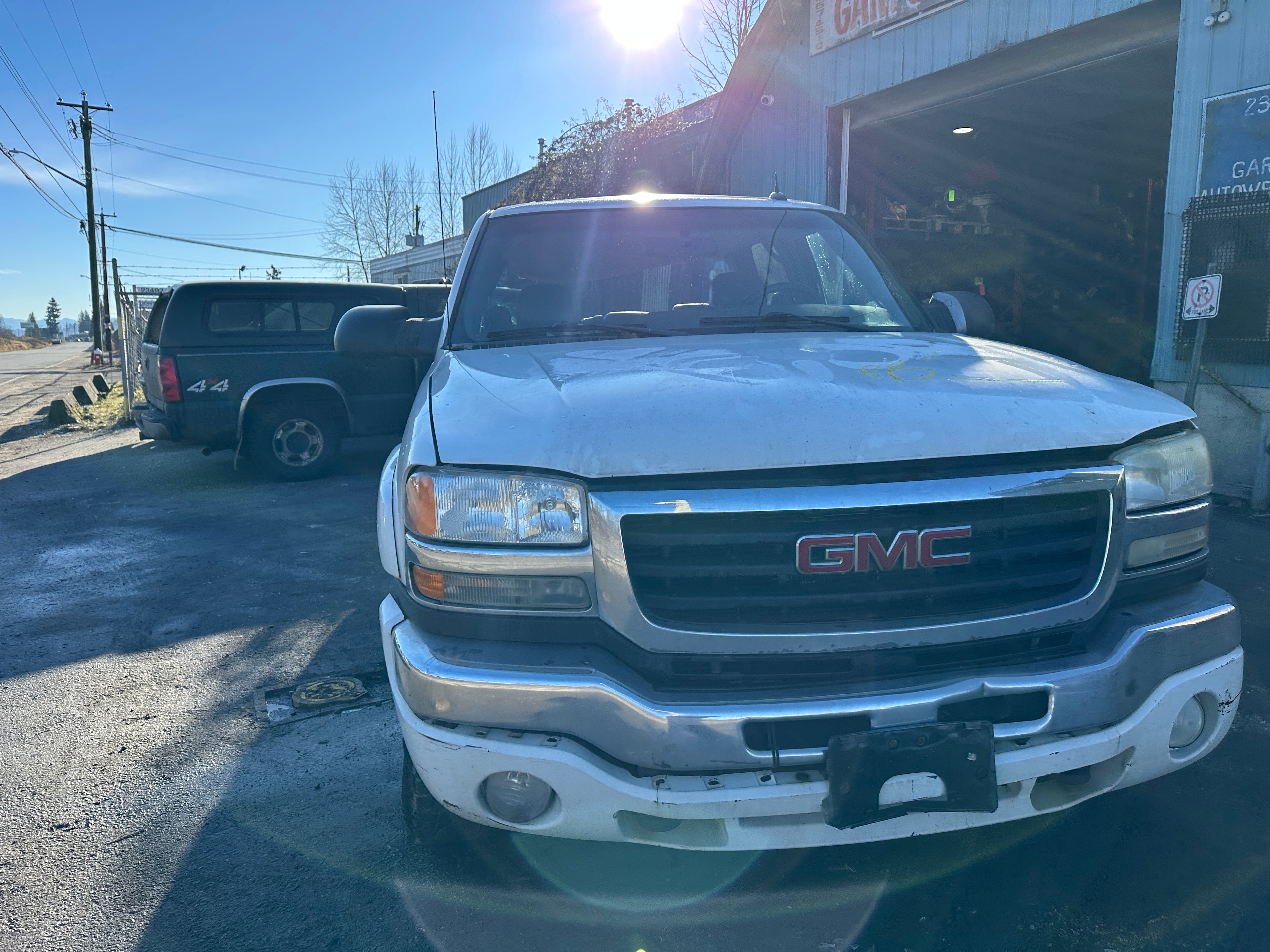 2005 GMC Sierra 2500HD 6.6L LLY Duramax – G2501
