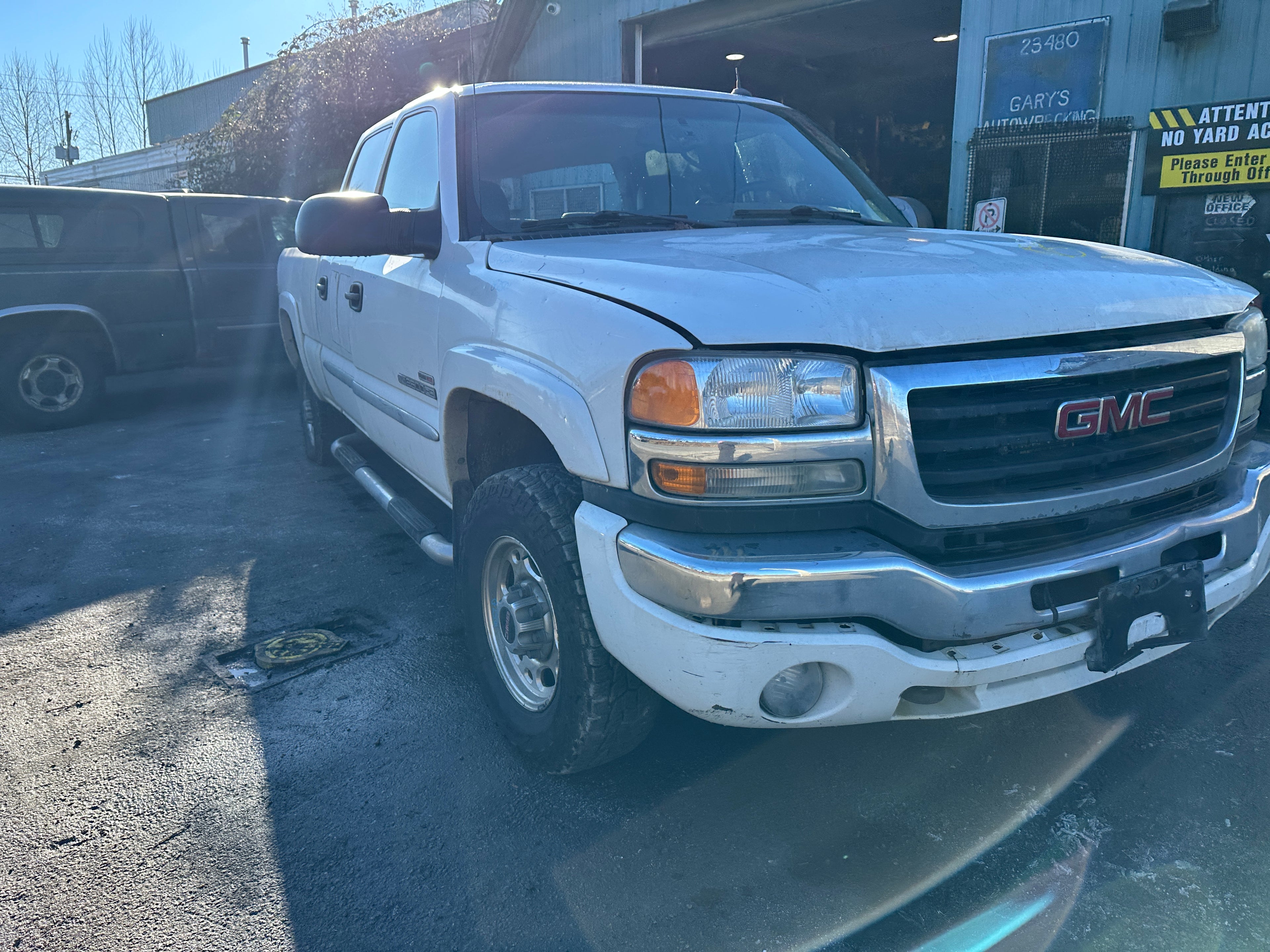 2005 GMC Sierra 2500HD 6.6L LLY Duramax – G2501