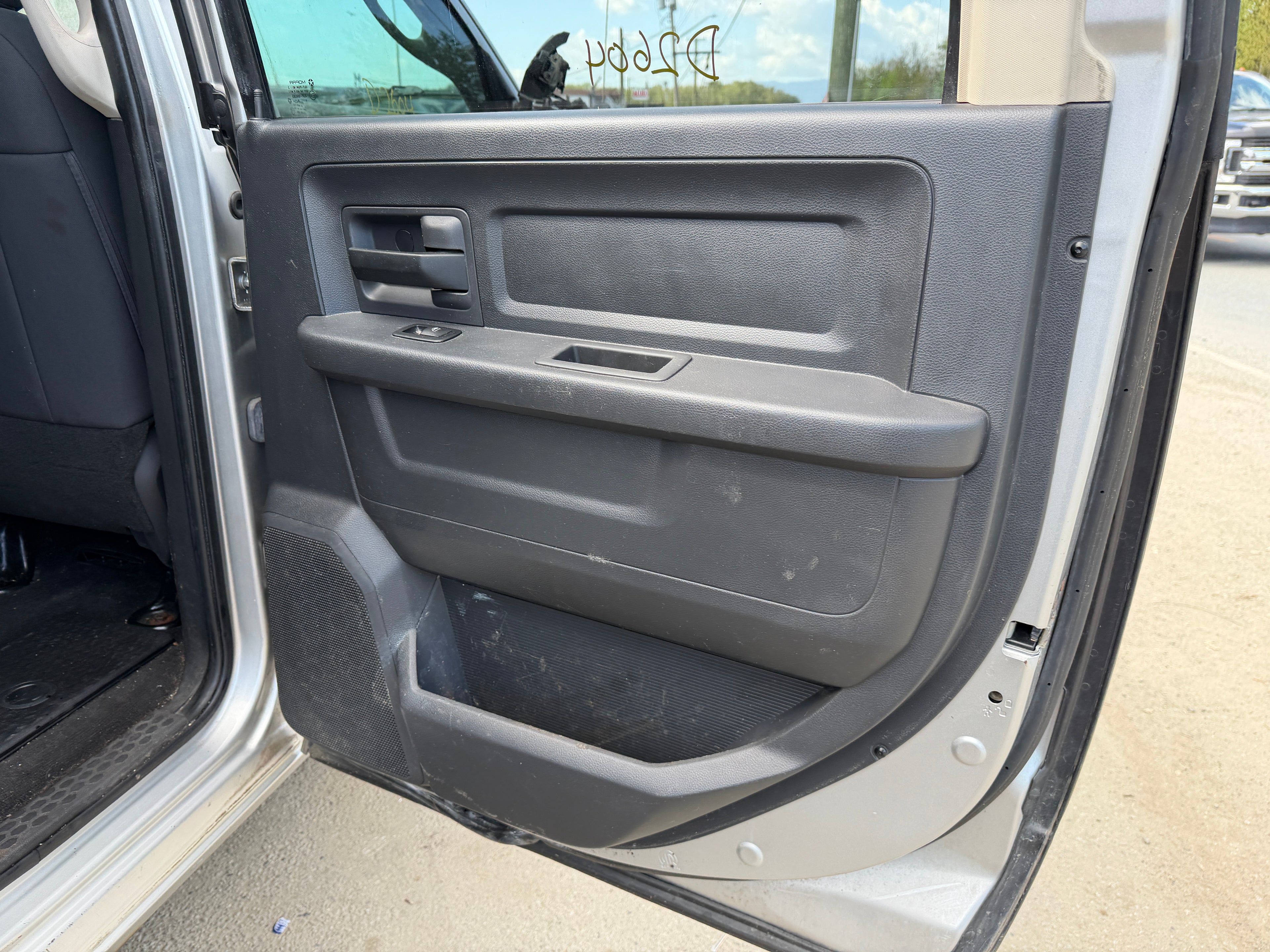 2012 Dodge Ram 3500 ST 6.7 Cummins – D2604