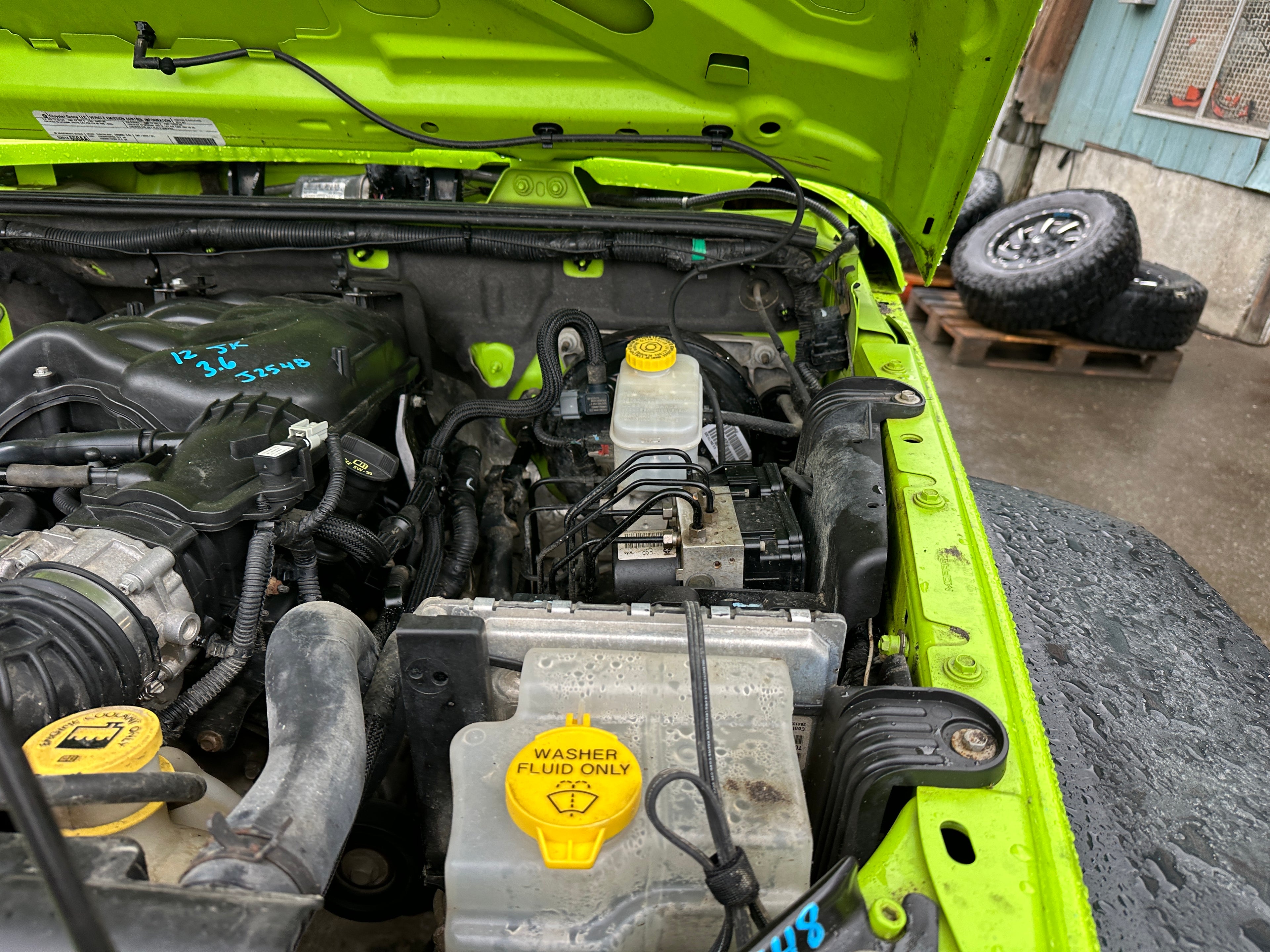 2012 Jeep Wrangler JK Sport 3.6 – J2548