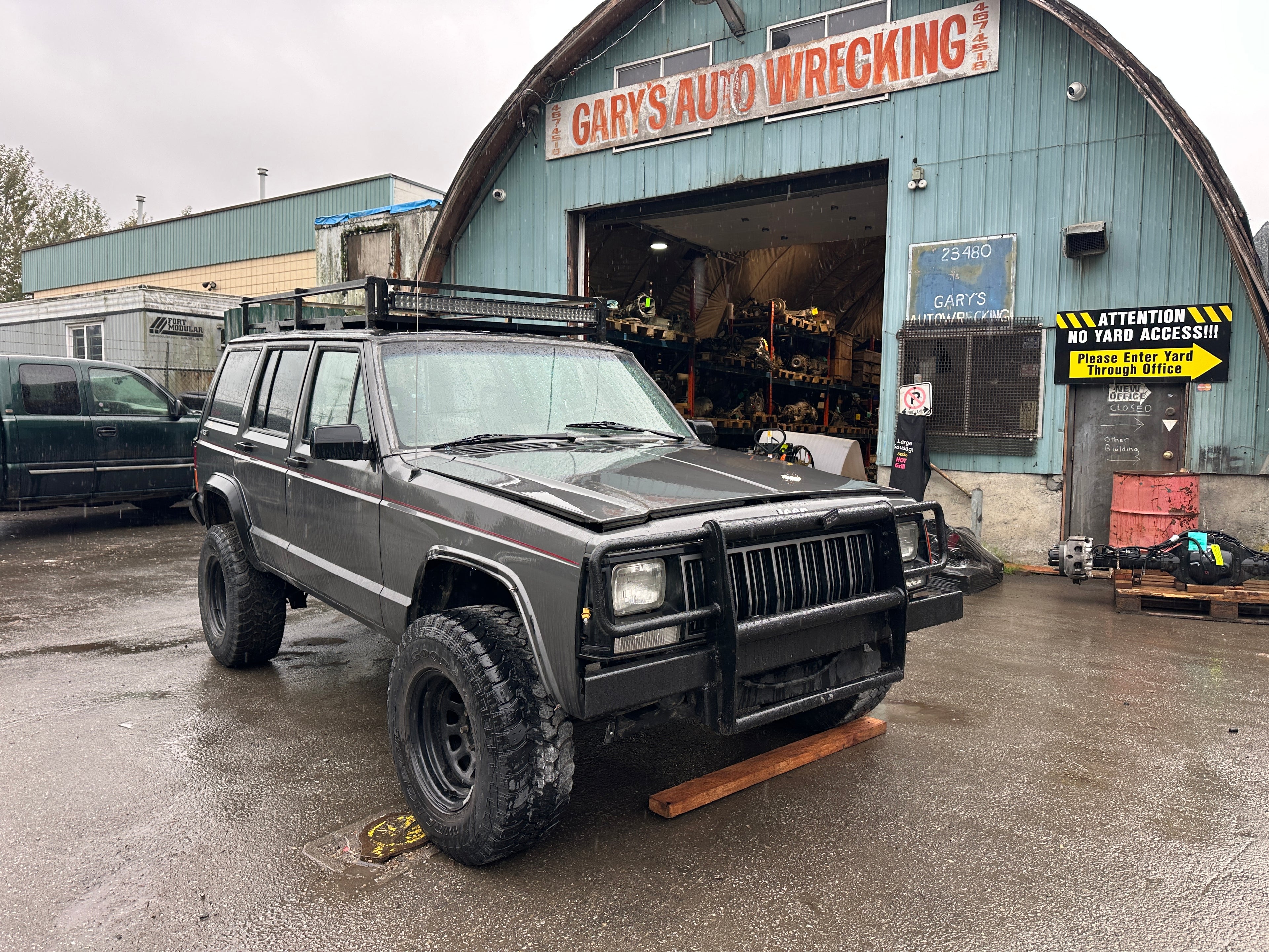 1988 Jeep Cherokee XJ Sport 4.0 Manual – J2549