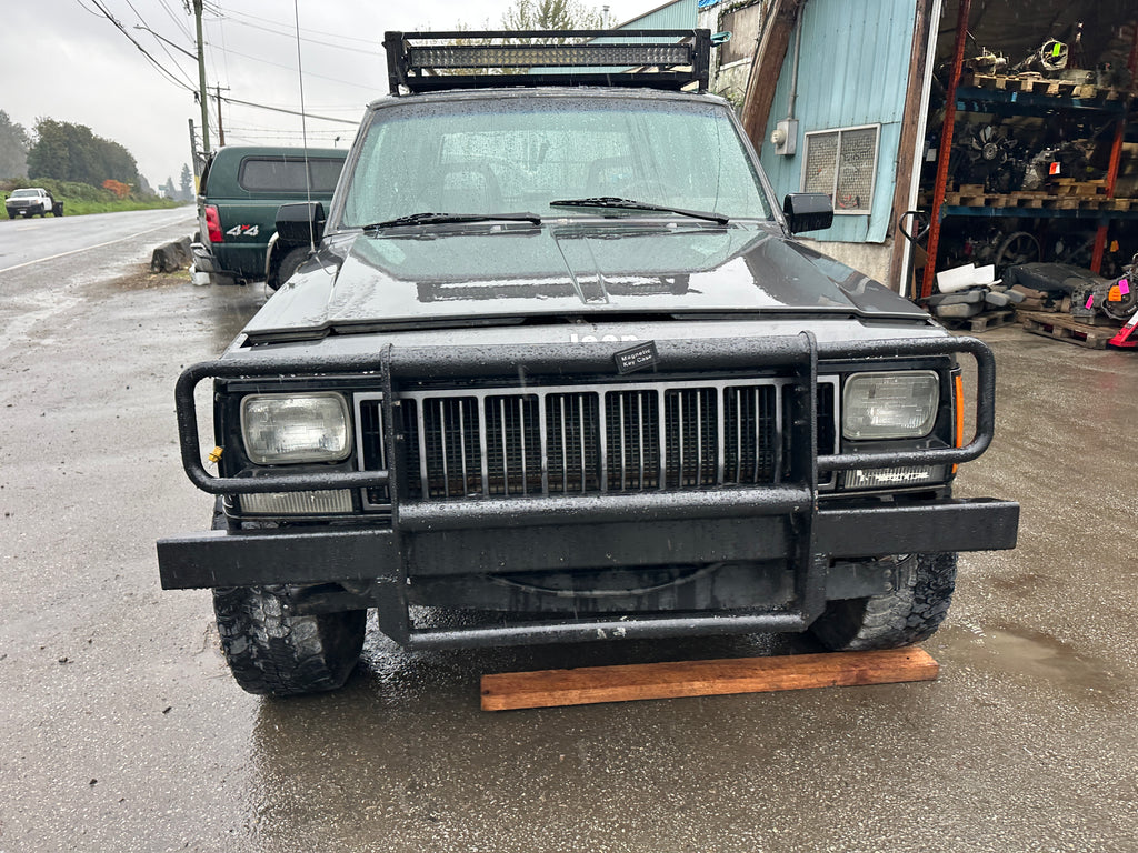 1988 Jeep Cherokee XJ Sport 4.0 Manual – J2549