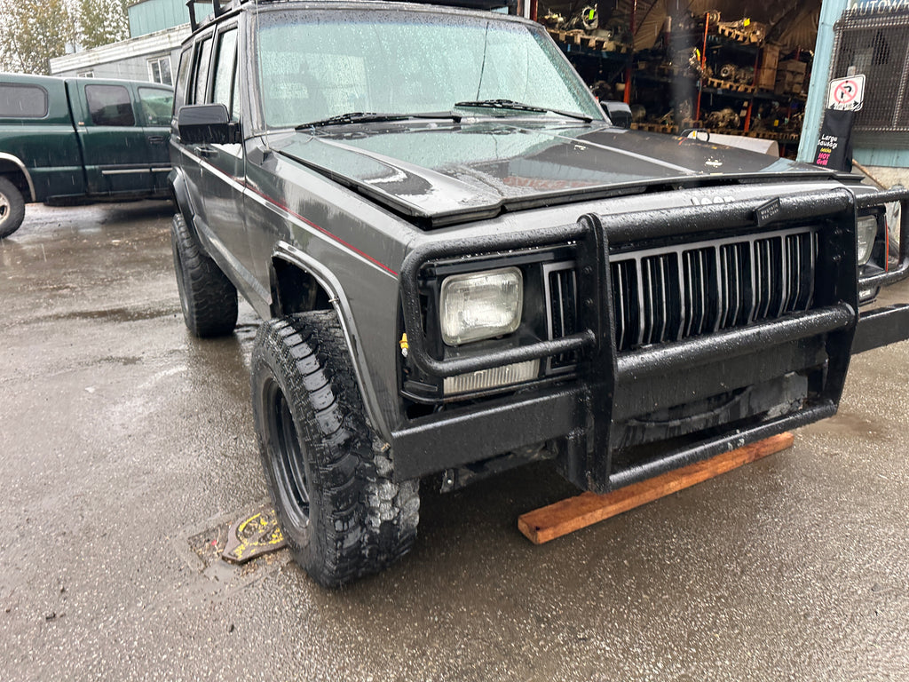 1988 Jeep Cherokee XJ Sport 4.0 Manual – J2549
