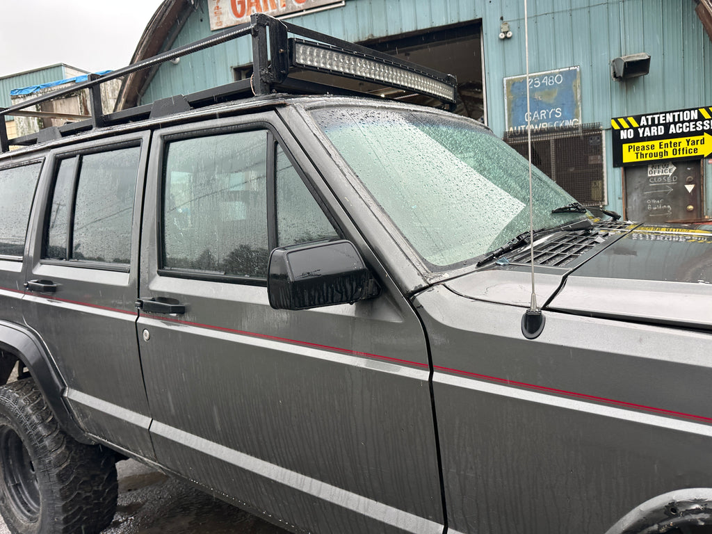 1988 Jeep Cherokee XJ Sport 4.0 Manual – J2549