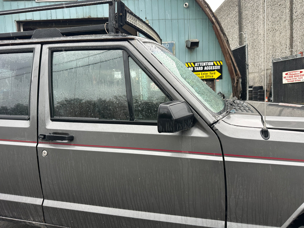 1988 Jeep Cherokee XJ Sport 4.0 Manual – J2549