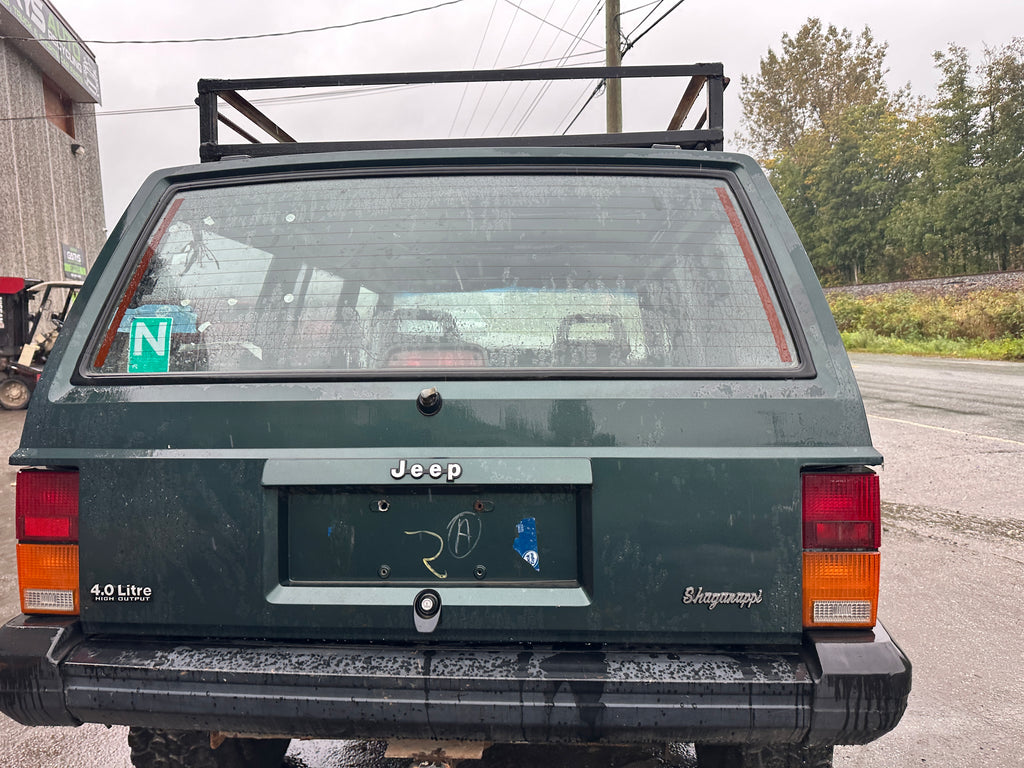 1988 Jeep Cherokee XJ Sport 4.0 Manual – J2549