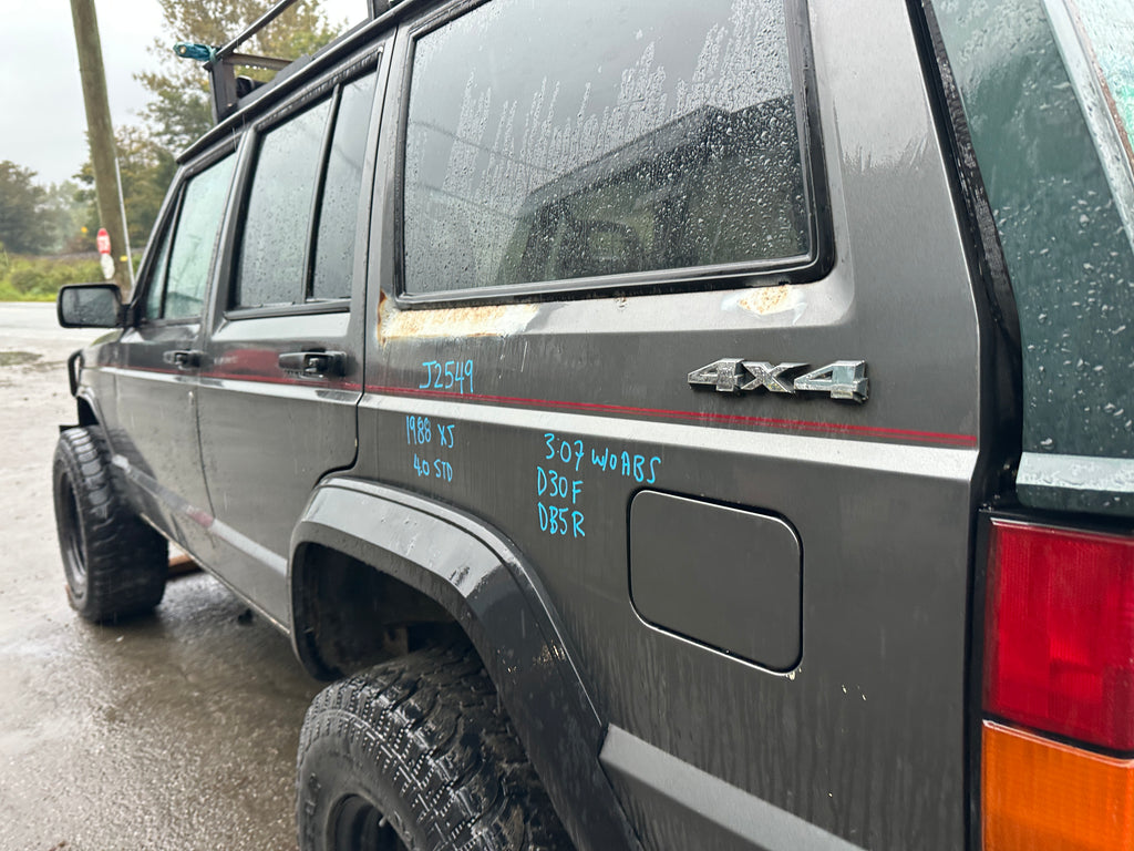 1988 Jeep Cherokee XJ Sport 4.0 Manual – J2549