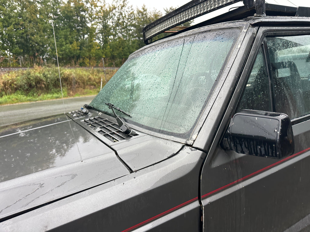 1988 Jeep Cherokee XJ Sport 4.0 Manual – J2549