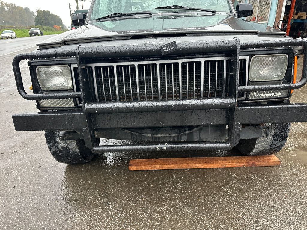 1988 Jeep Cherokee XJ Sport 4.0 Manual – J2549