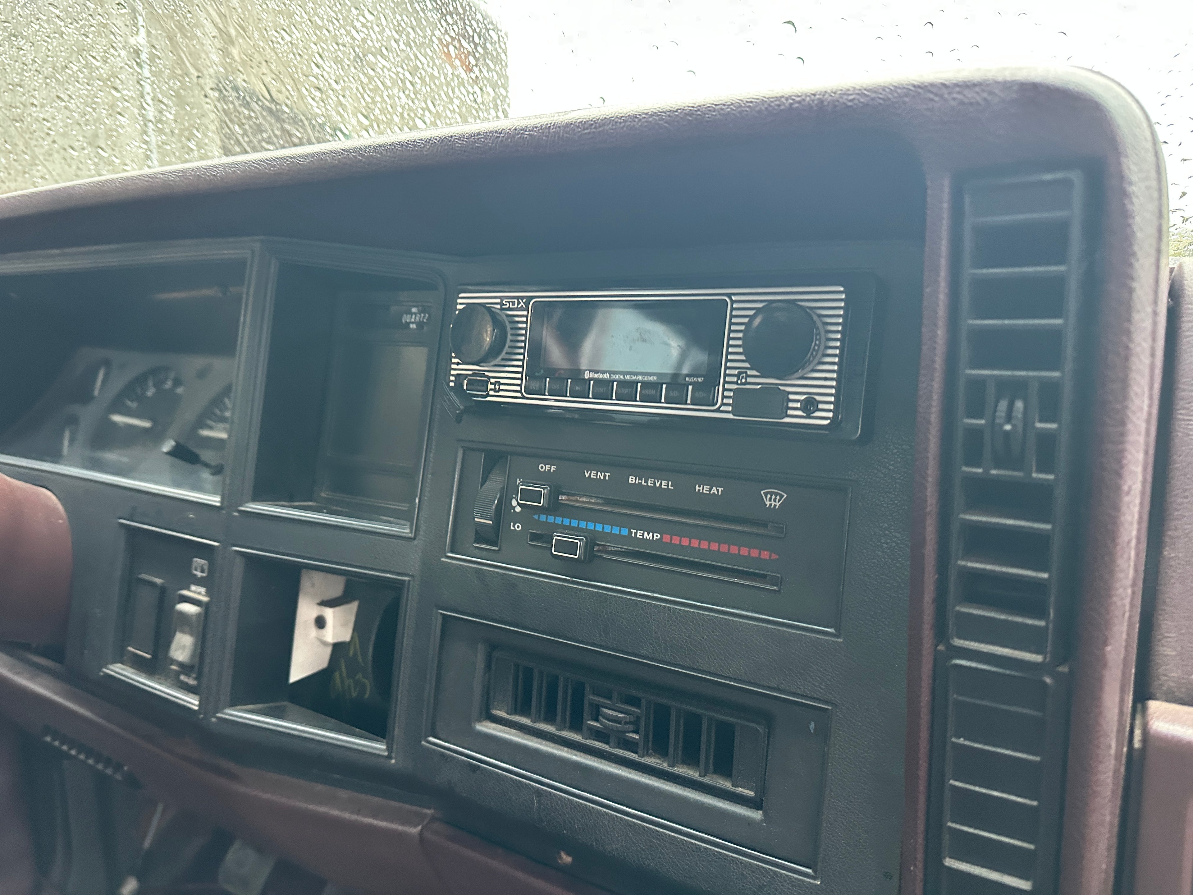 1988 Jeep Cherokee XJ Sport 4.0 Manual – J2549