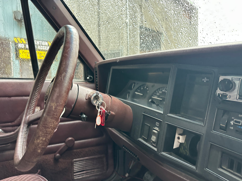 1988 Jeep Cherokee XJ Sport 4.0 Manual – J2549