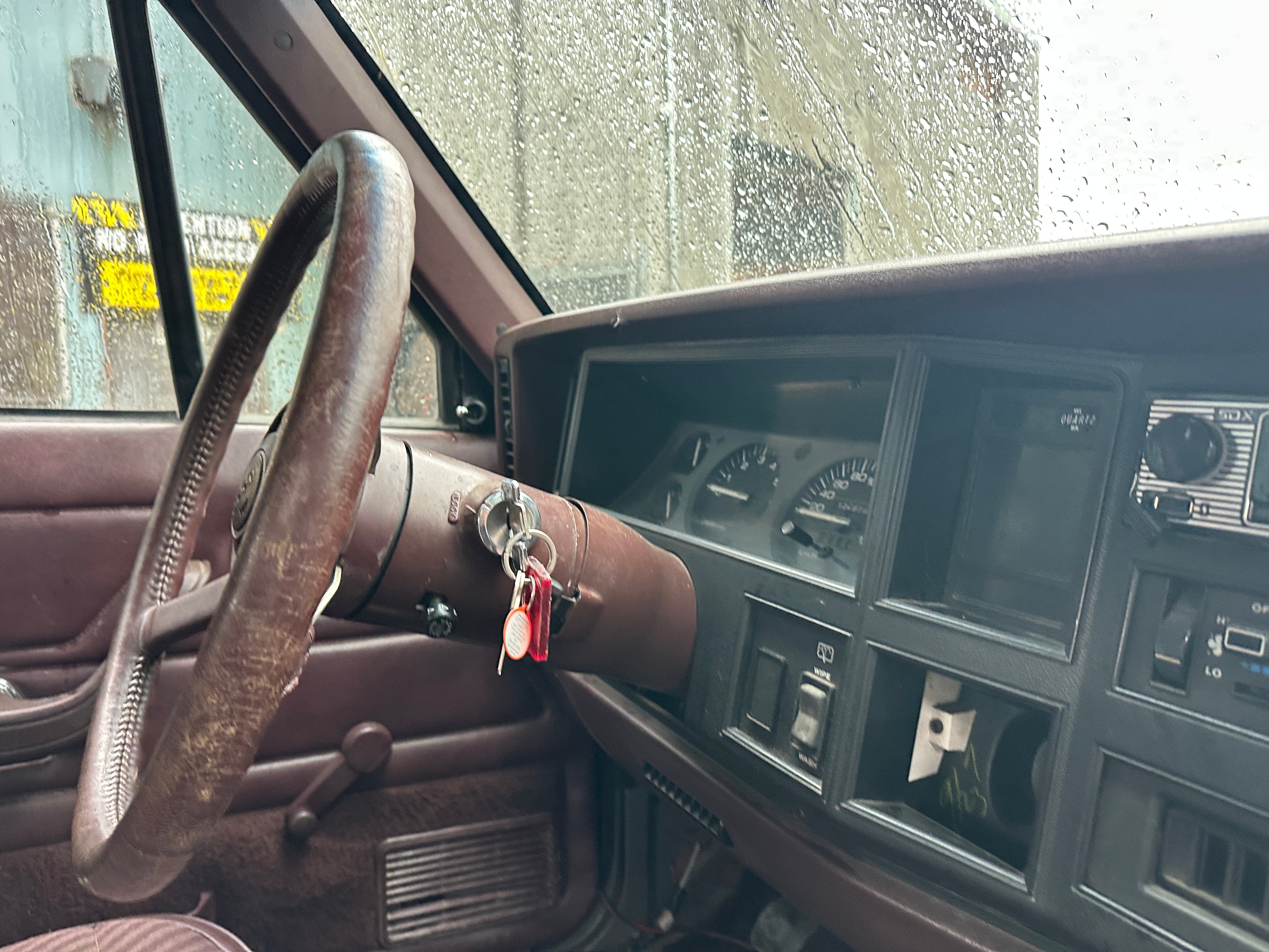 1988 Jeep Cherokee XJ Sport 4.0 Manual – J2549