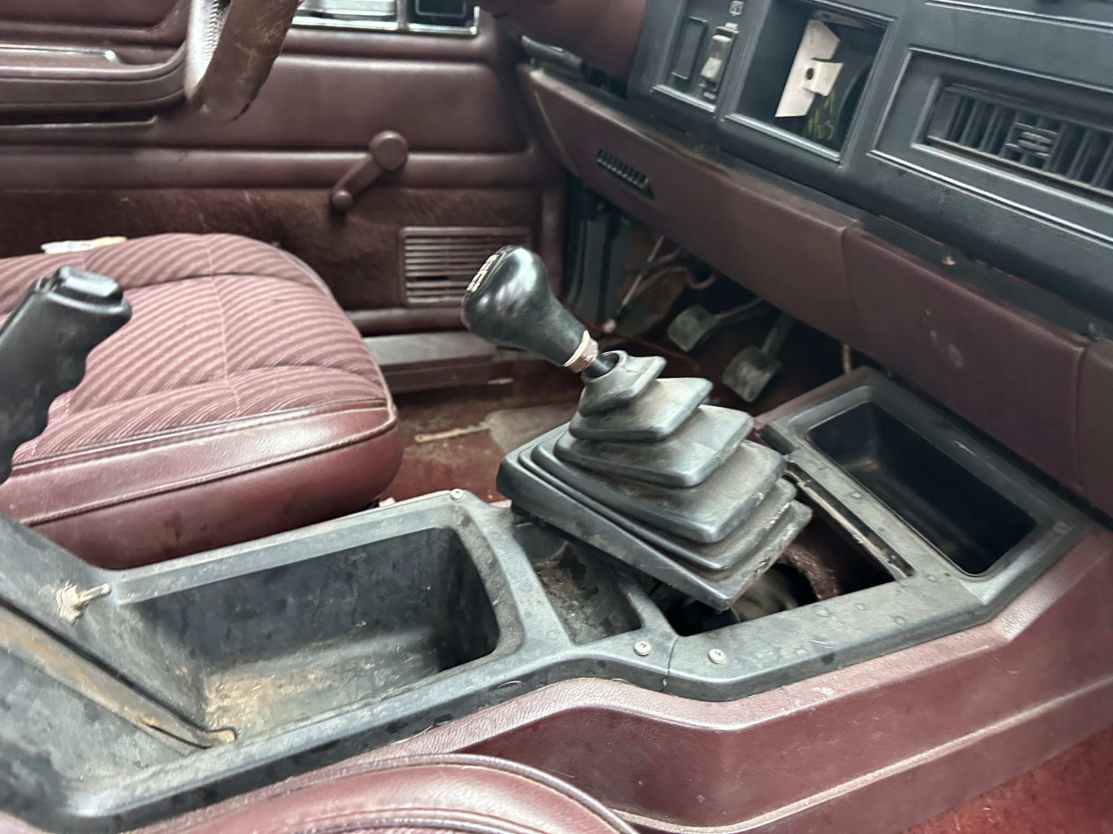 1988 Jeep Cherokee XJ Sport 4.0 Manual – J2549