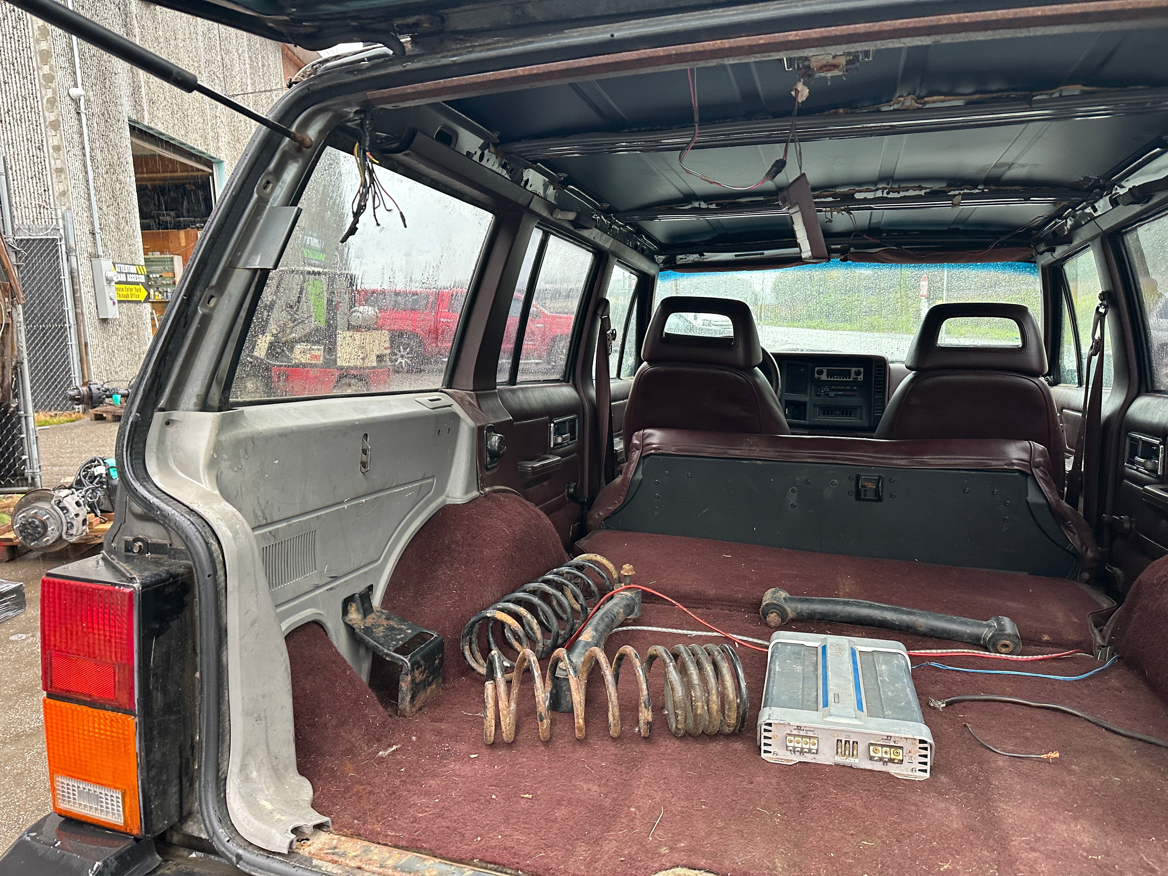 1988 Jeep Cherokee XJ Sport 4.0 Manual – J2549