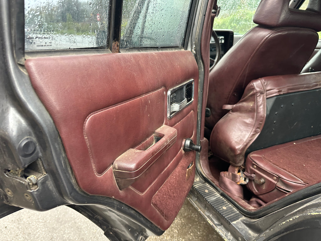 1988 Jeep Cherokee XJ Sport 4.0 Manual – J2549