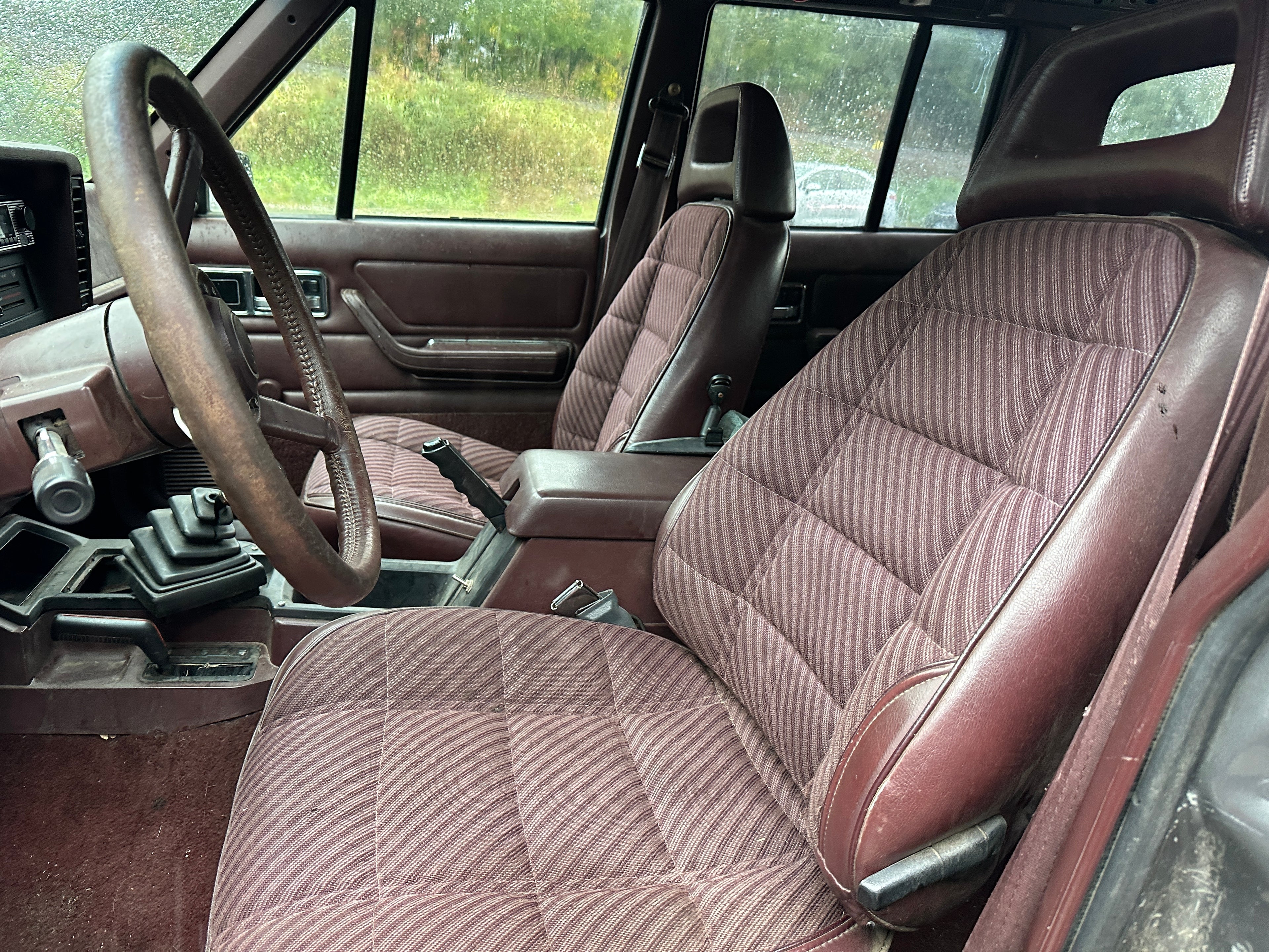 1988 Jeep Cherokee XJ Sport 4.0 Manual – J2549