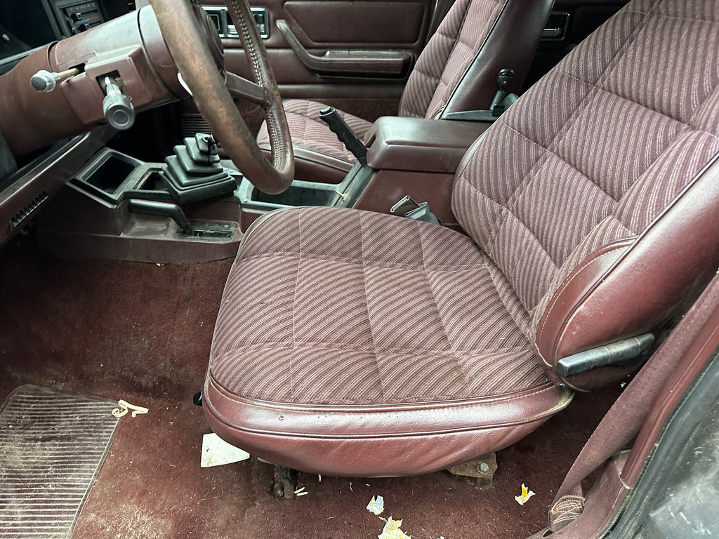 1988 Jeep Cherokee XJ Sport 4.0 Manual – J2549