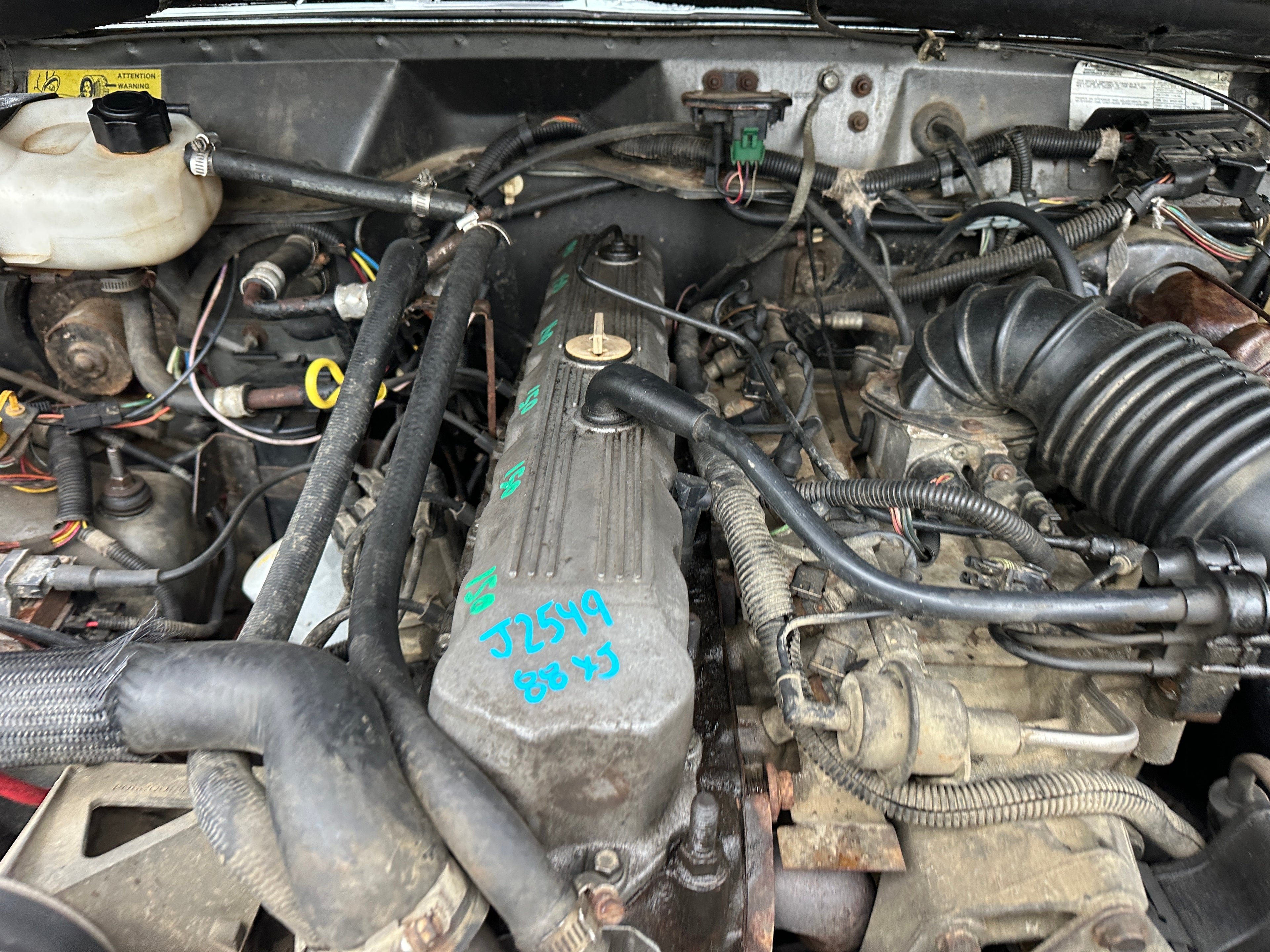 1988 Jeep Cherokee XJ Sport 4.0 Manual – J2549