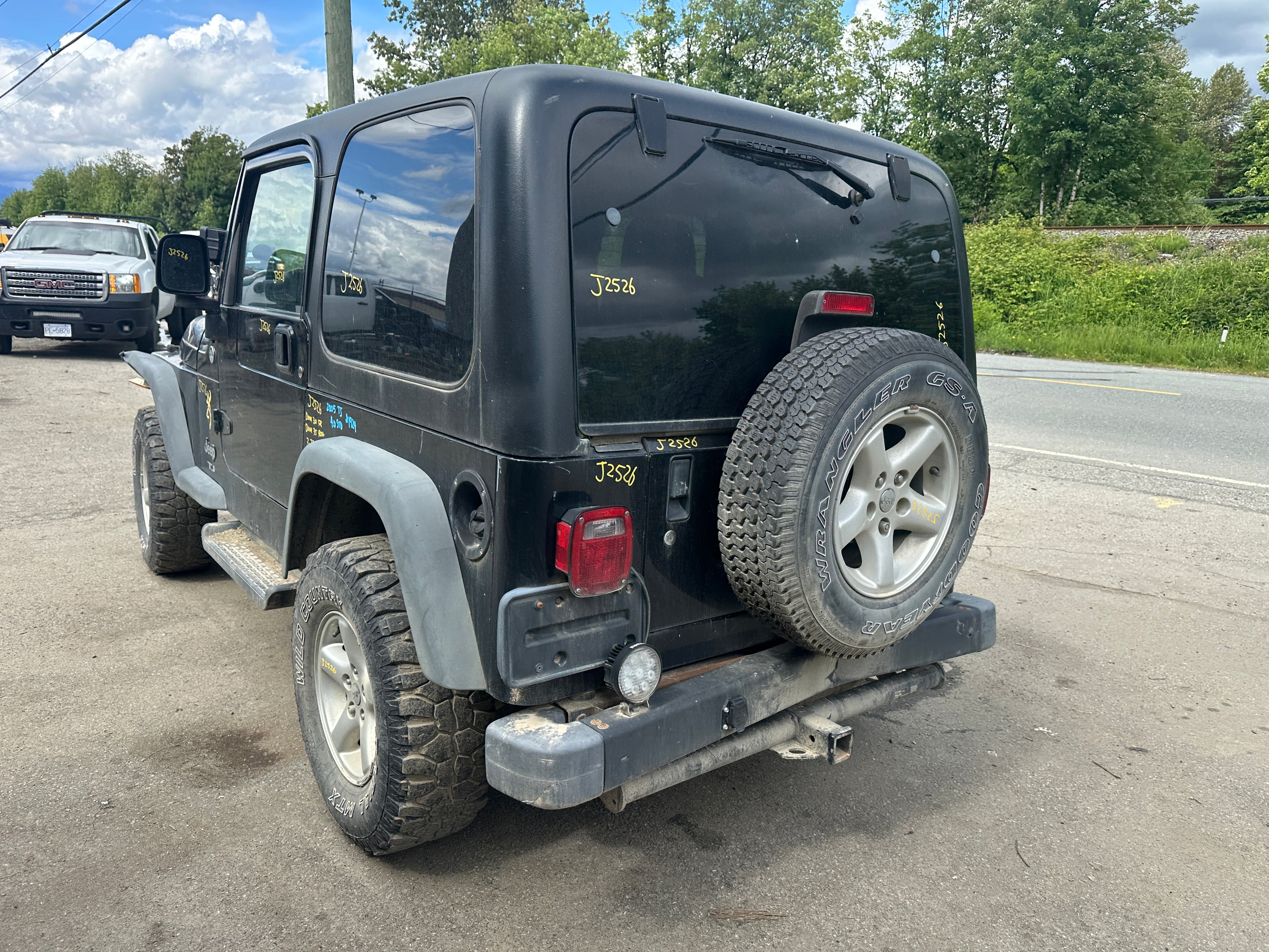 2005 Jeep Wrangler TJ 2.4 – J2526