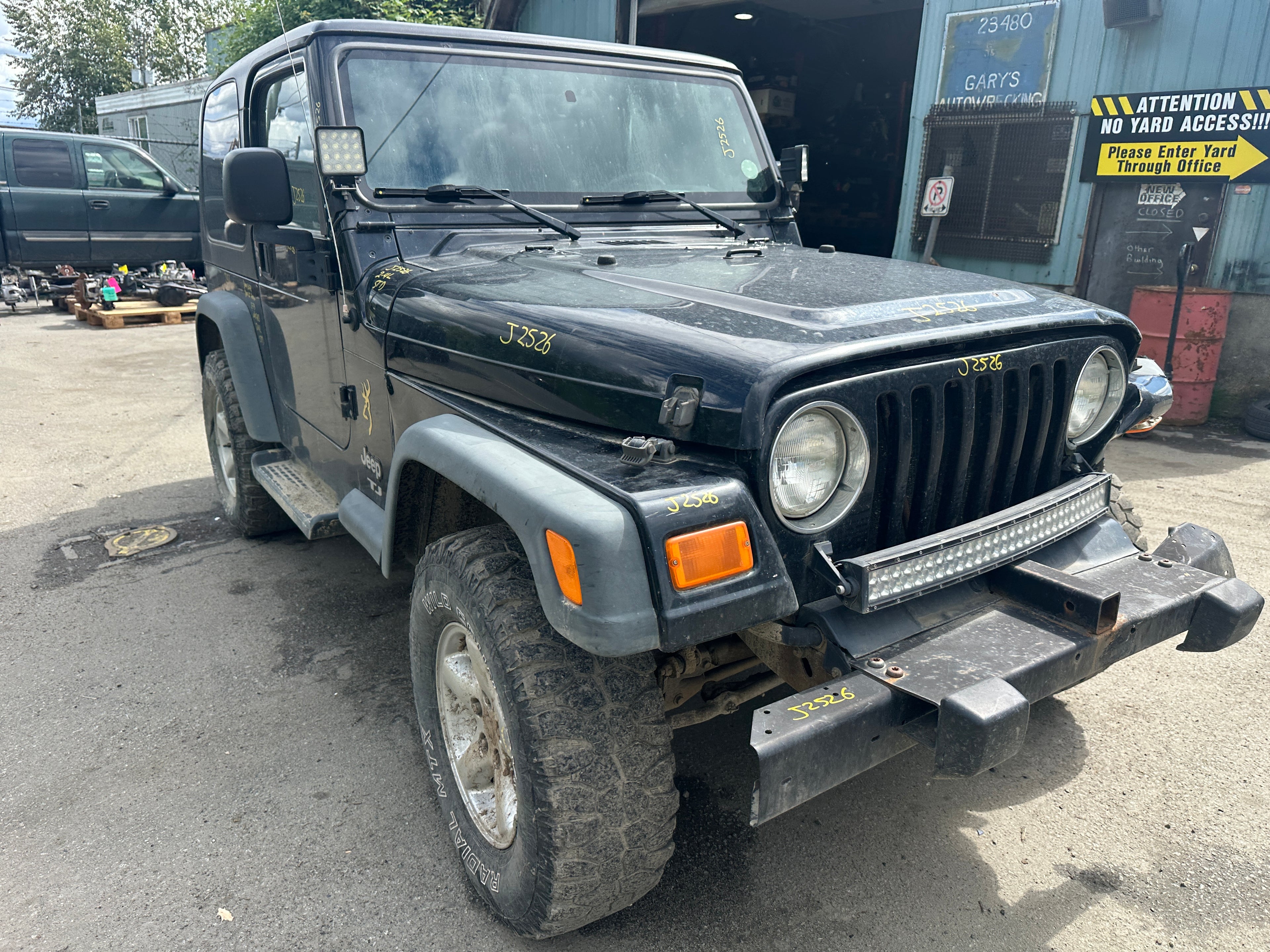 2005 Jeep Wrangler TJ 2.4 – J2526