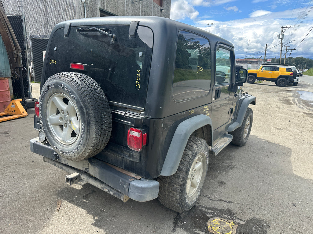 2005 Jeep Wrangler TJ 2.4 – J2526