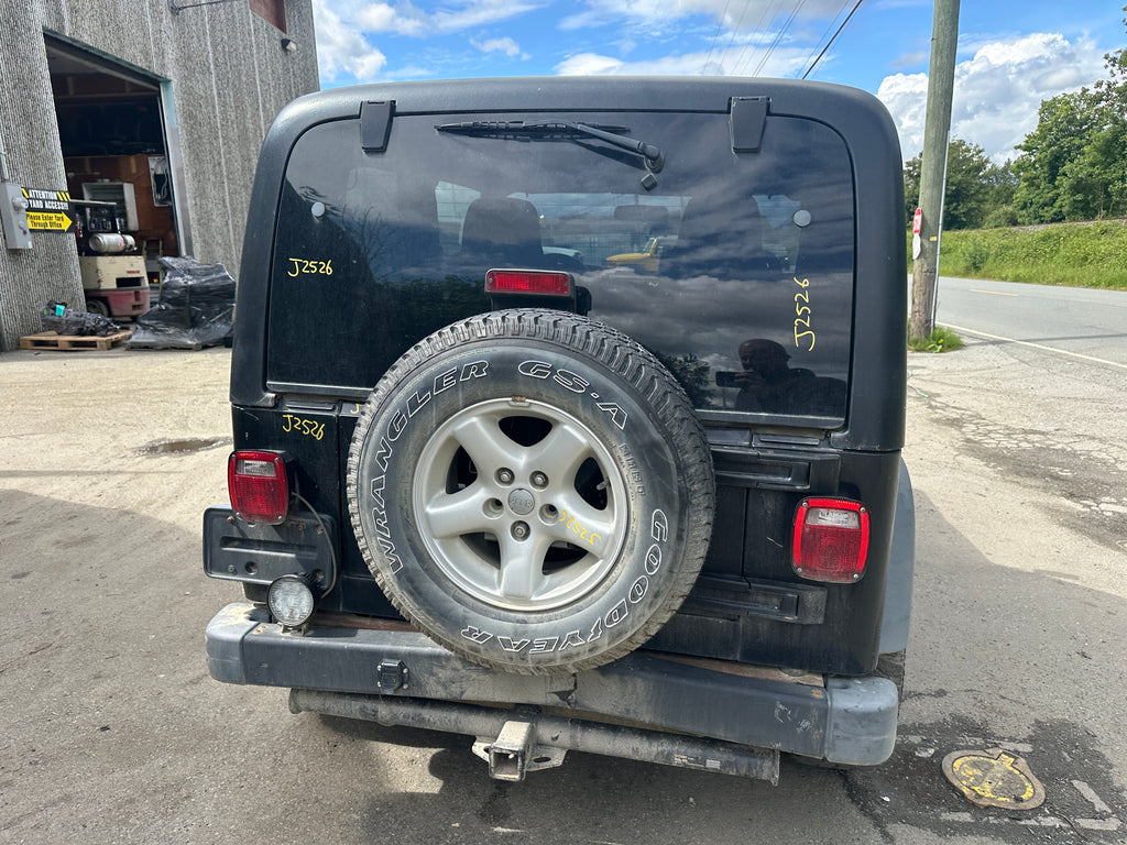 2005 Jeep Wrangler TJ 2.4 – J2526