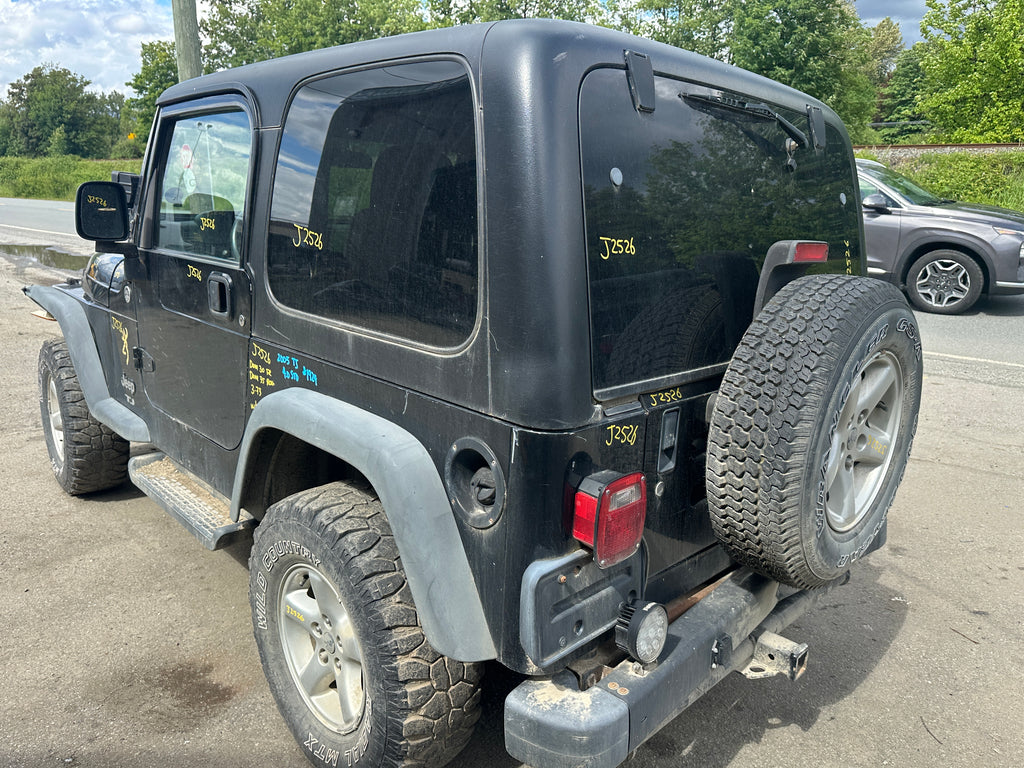 2005 Jeep Wrangler TJ 2.4 – J2526