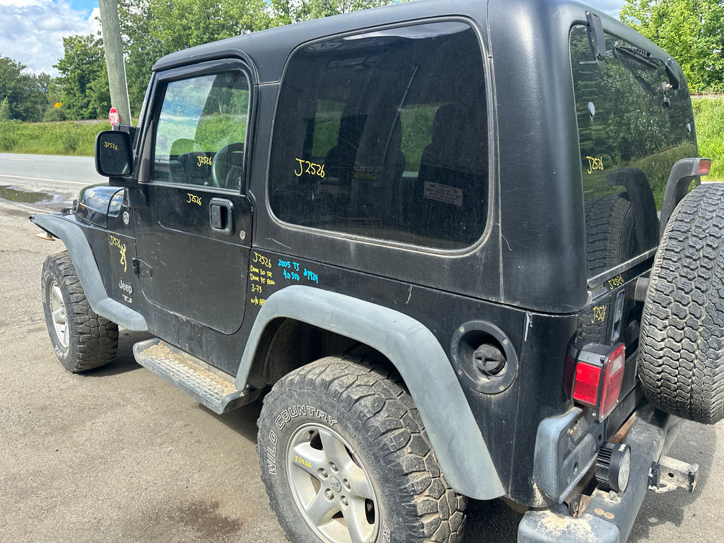 2005 Jeep Wrangler TJ 2.4 – J2526