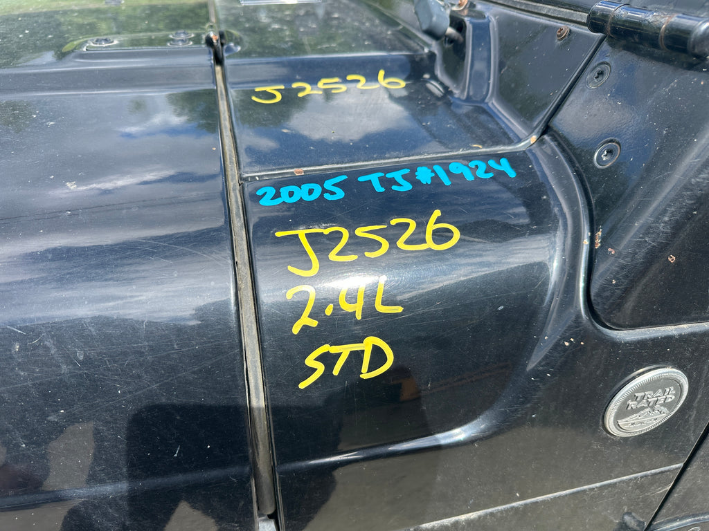2005 Jeep Wrangler TJ 2.4 – J2526