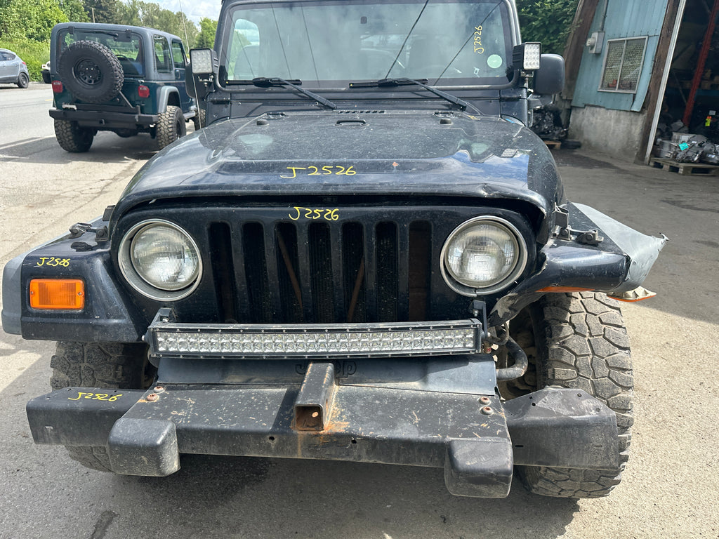 2005 Jeep Wrangler TJ 2.4 – J2526