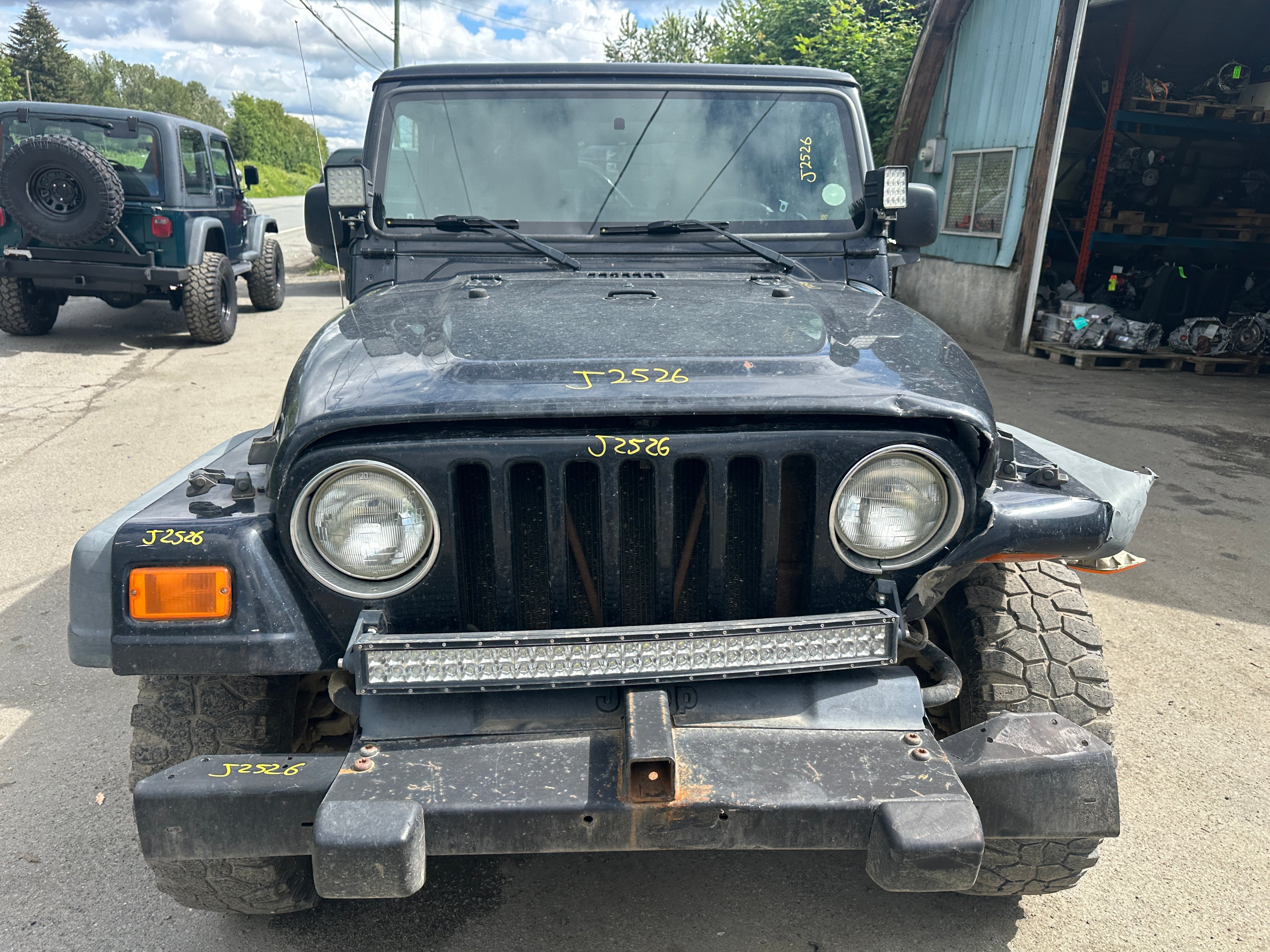 2005 Jeep Wrangler TJ 2.4 – J2526