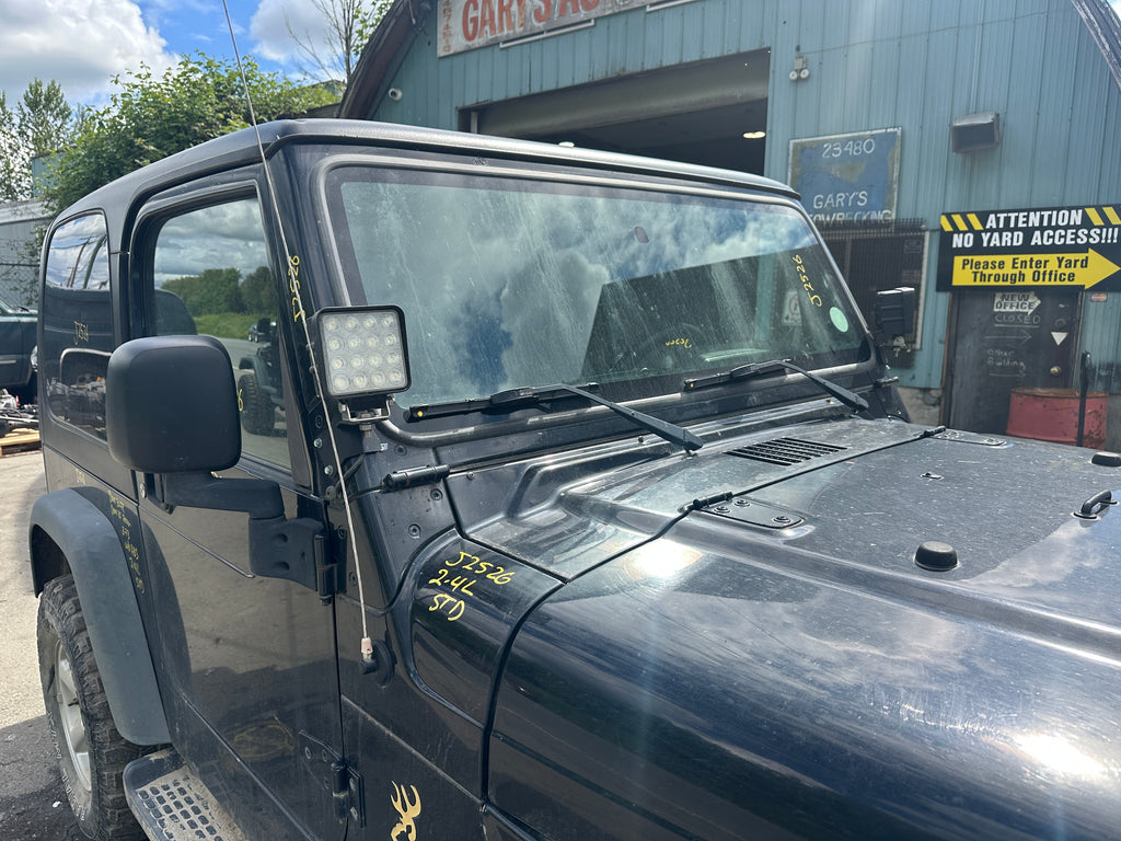 2005 Jeep Wrangler TJ 2.4 – J2526
