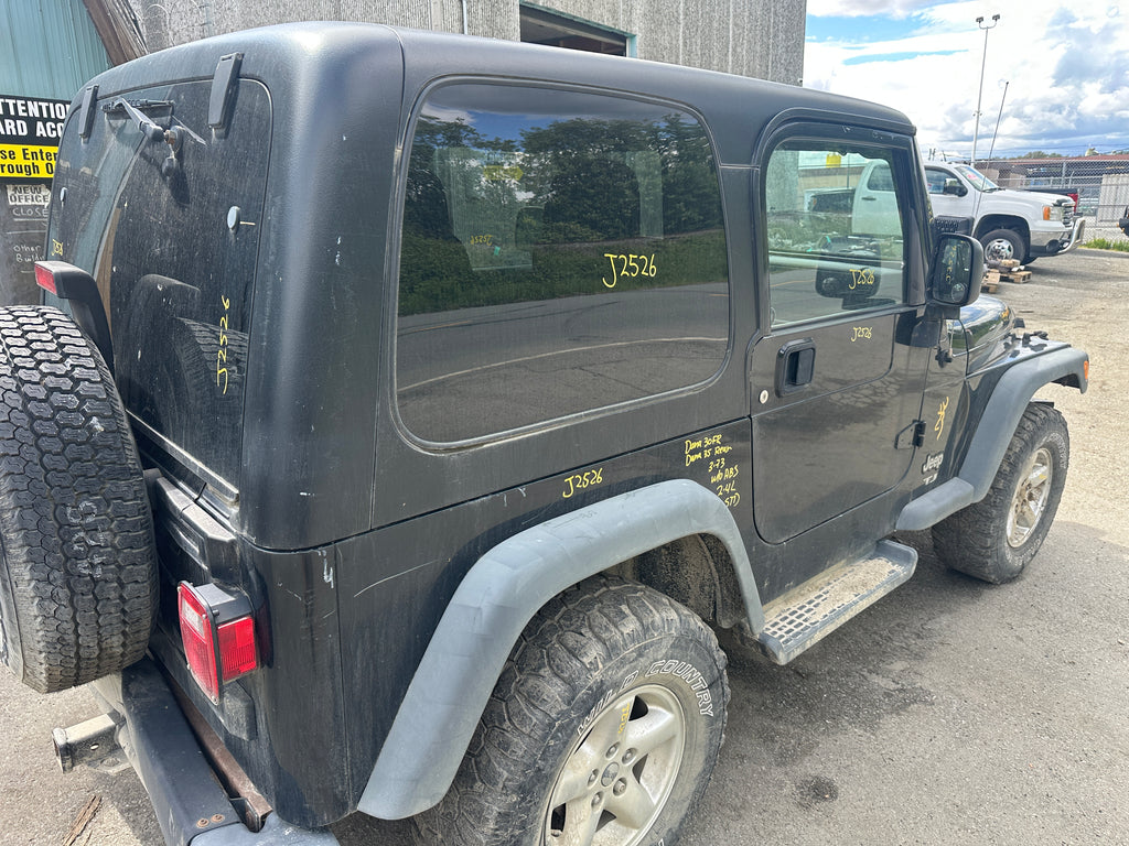 2005 Jeep Wrangler TJ 2.4 – J2526