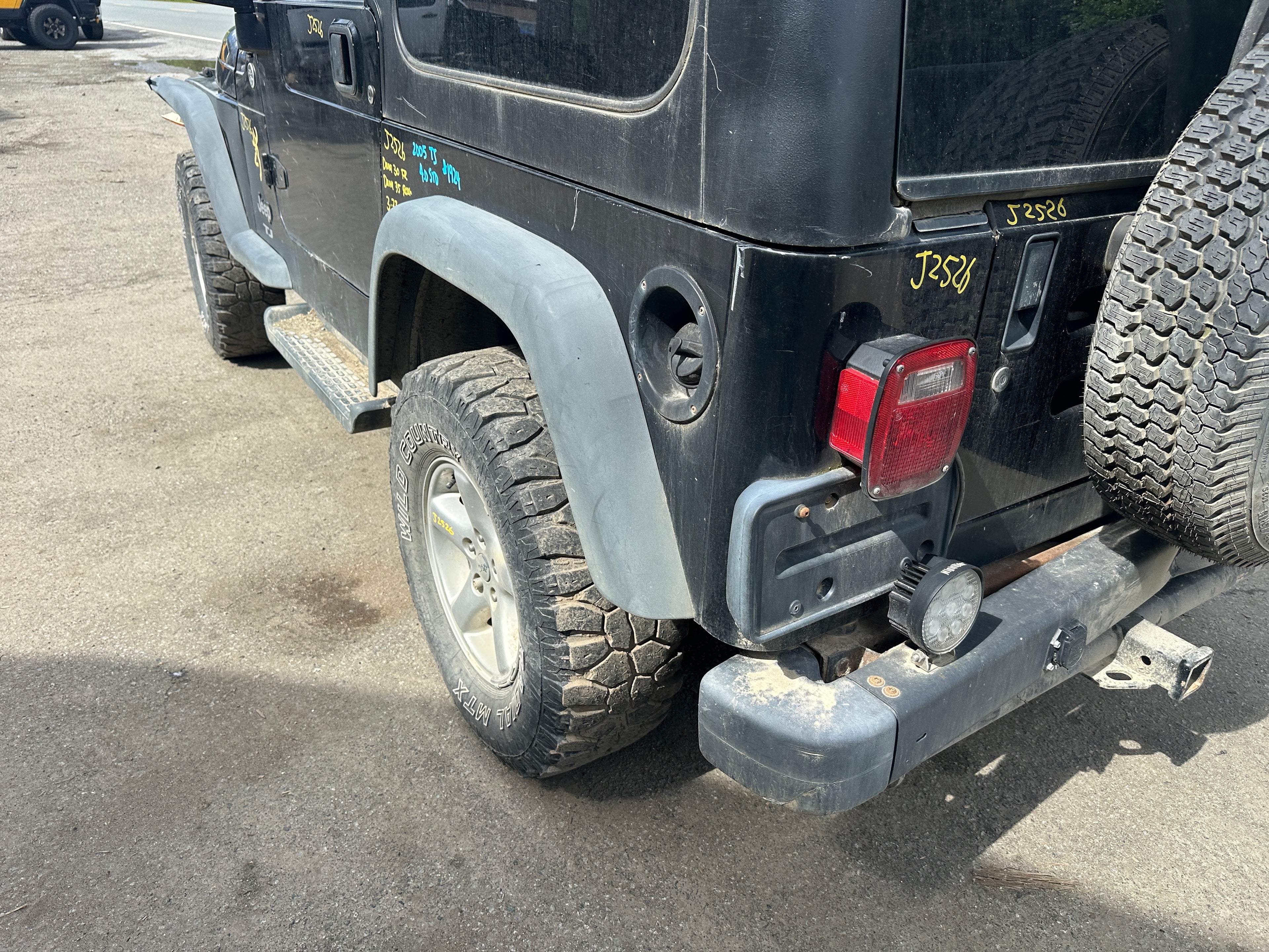 2005 Jeep Wrangler TJ 2.4 – J2526