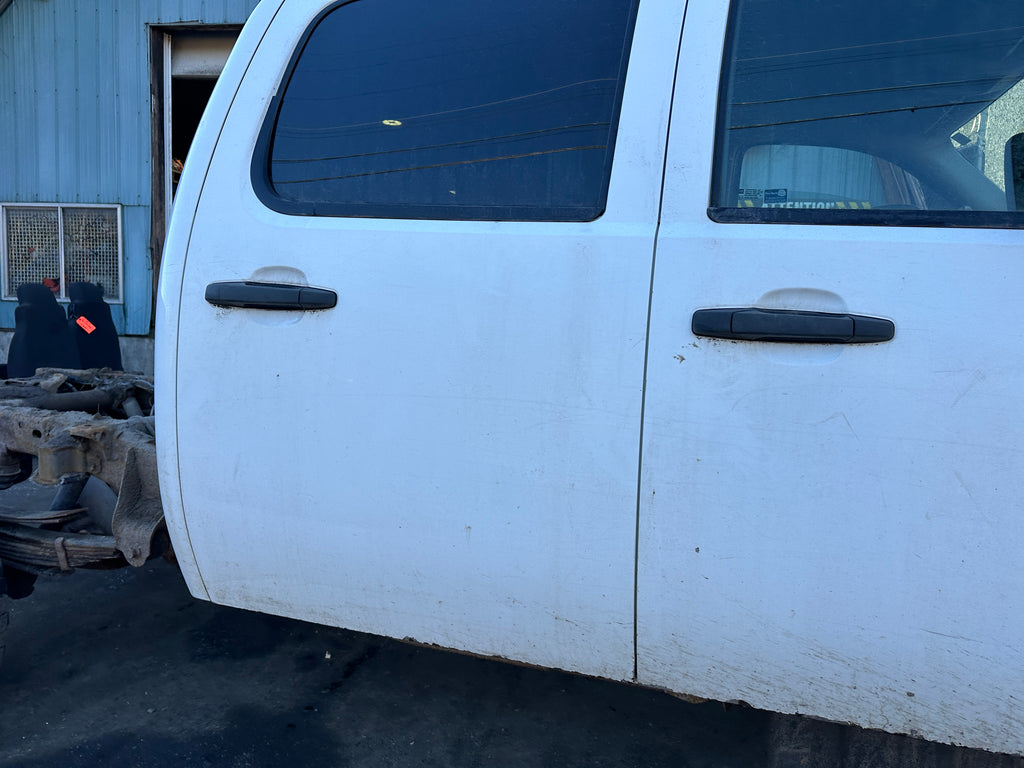 2011 Chevrolet Silverado 3500HD 6.6L LML Duramax – C2503