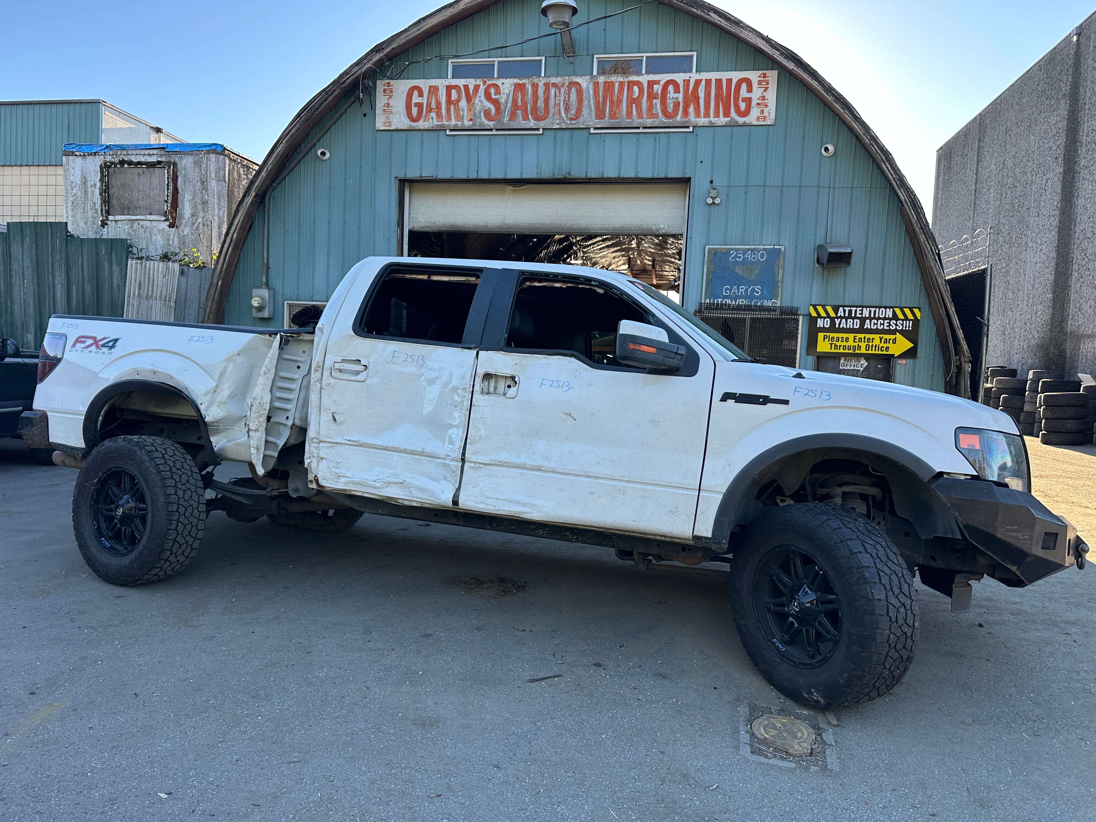 2014 Ford F-150 4x4 5.0 – F2513