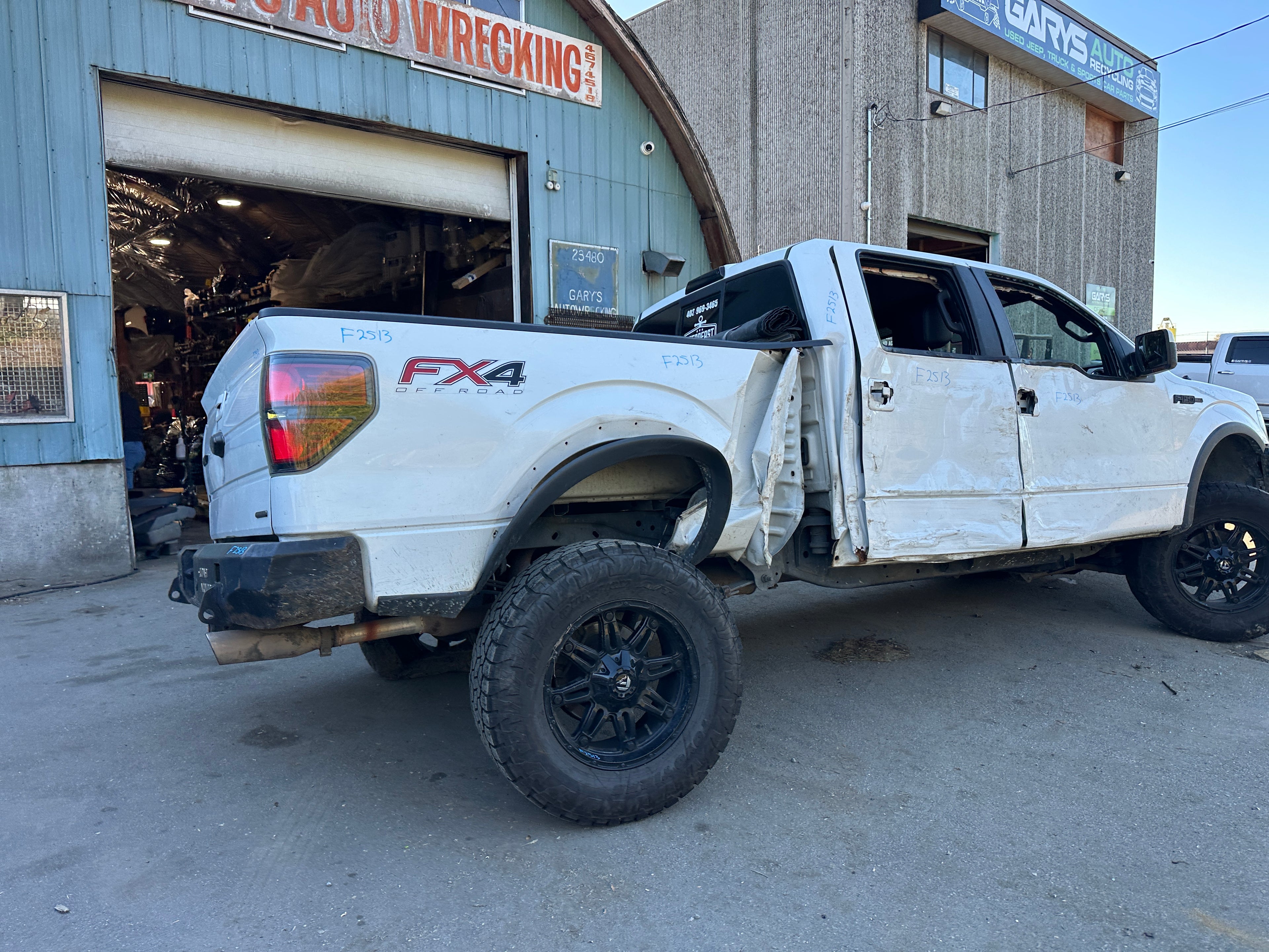 2014 Ford F-150 4x4 5.0 – F2513