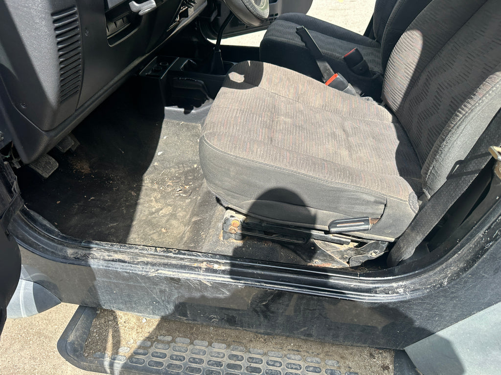 2005 Jeep Wrangler TJ 2.4 – J2526