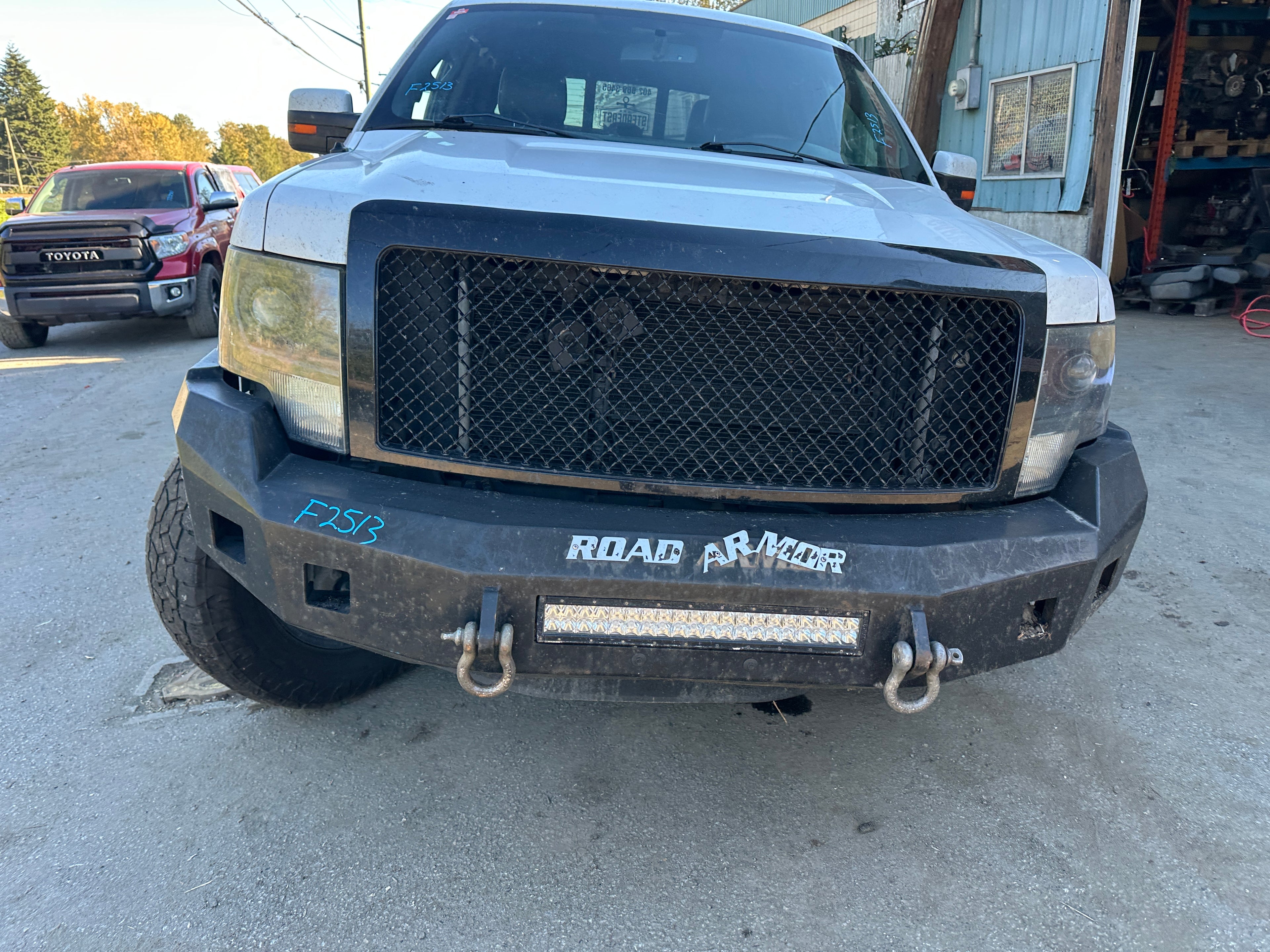 2014 Ford F-150 4x4 5.0 – F2513