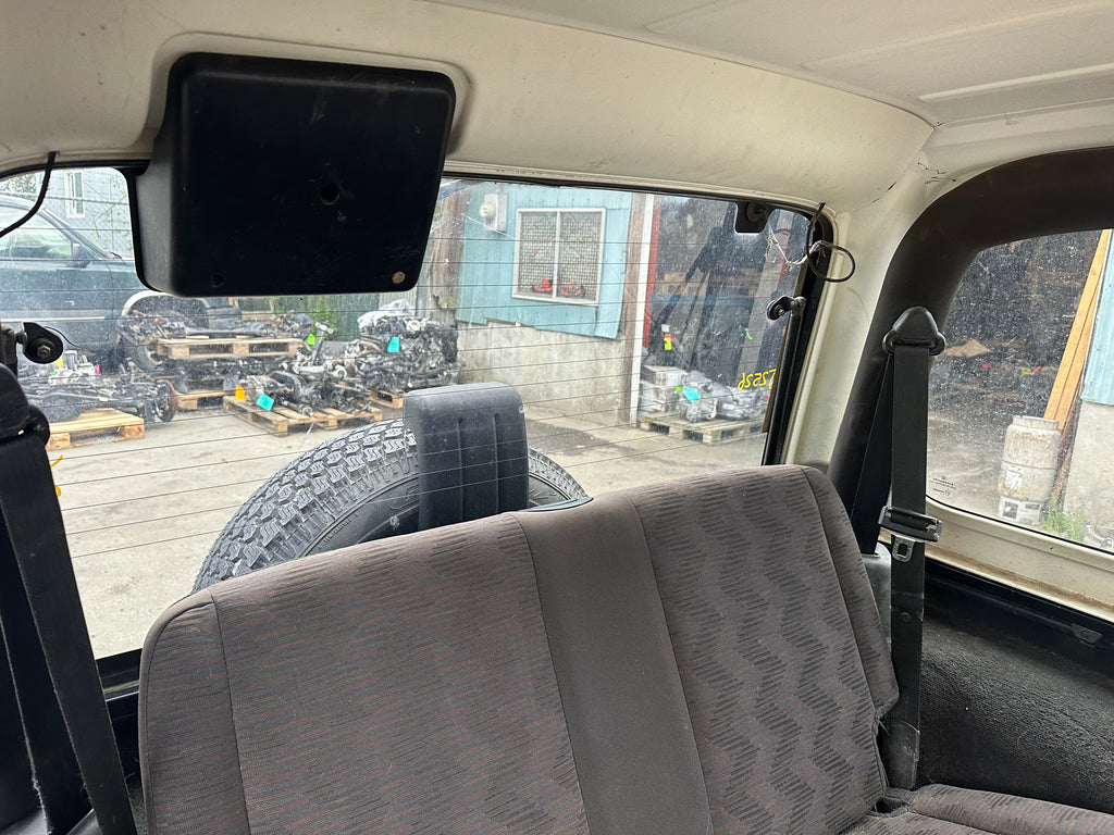 2005 Jeep Wrangler TJ 2.4 – J2526