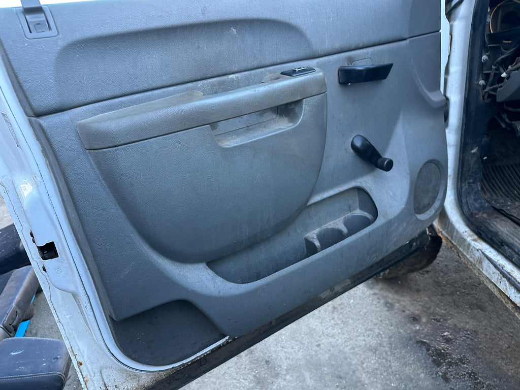 2011 Chevrolet Silverado 3500HD 6.6L LML Duramax – C2503