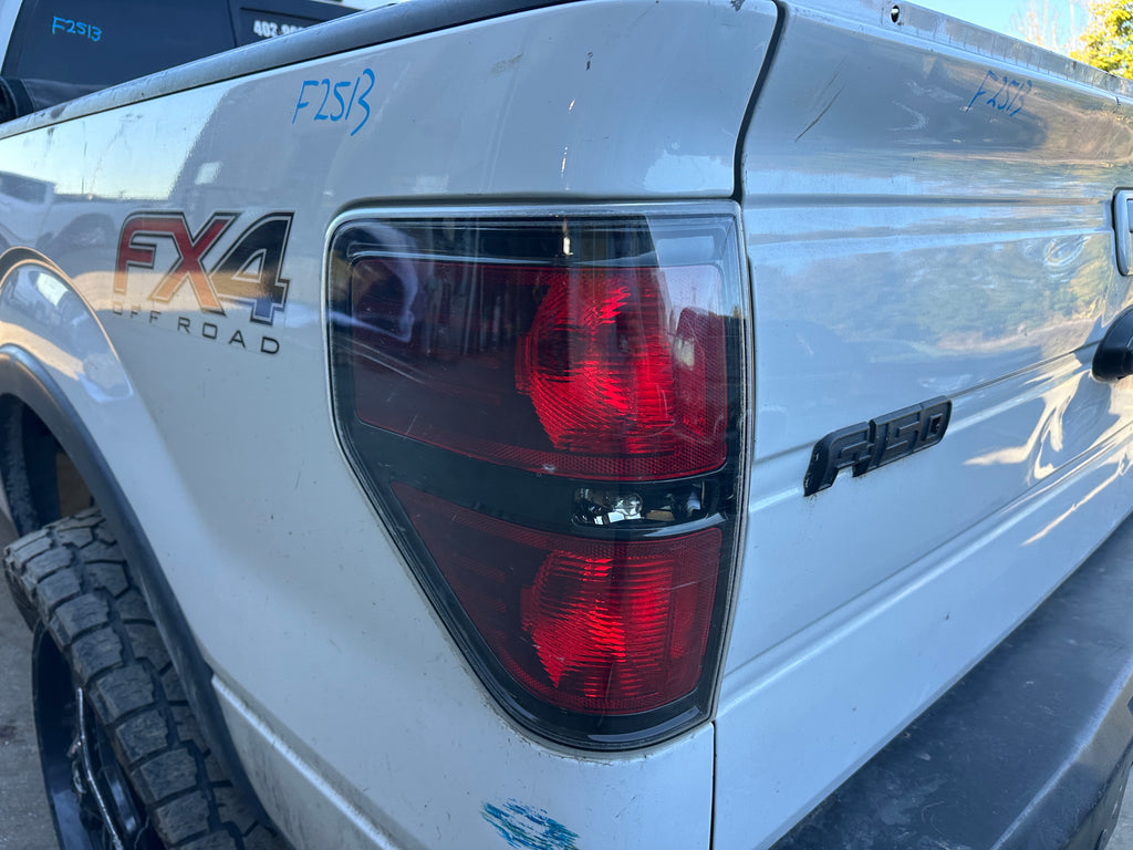 2014 Ford F-150 4x4 5.0 – F2513